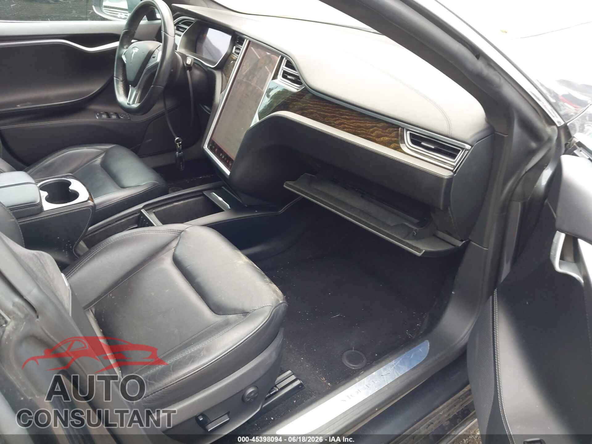 TESLA MODEL S 2016 - 5YJSA1E23GF156552