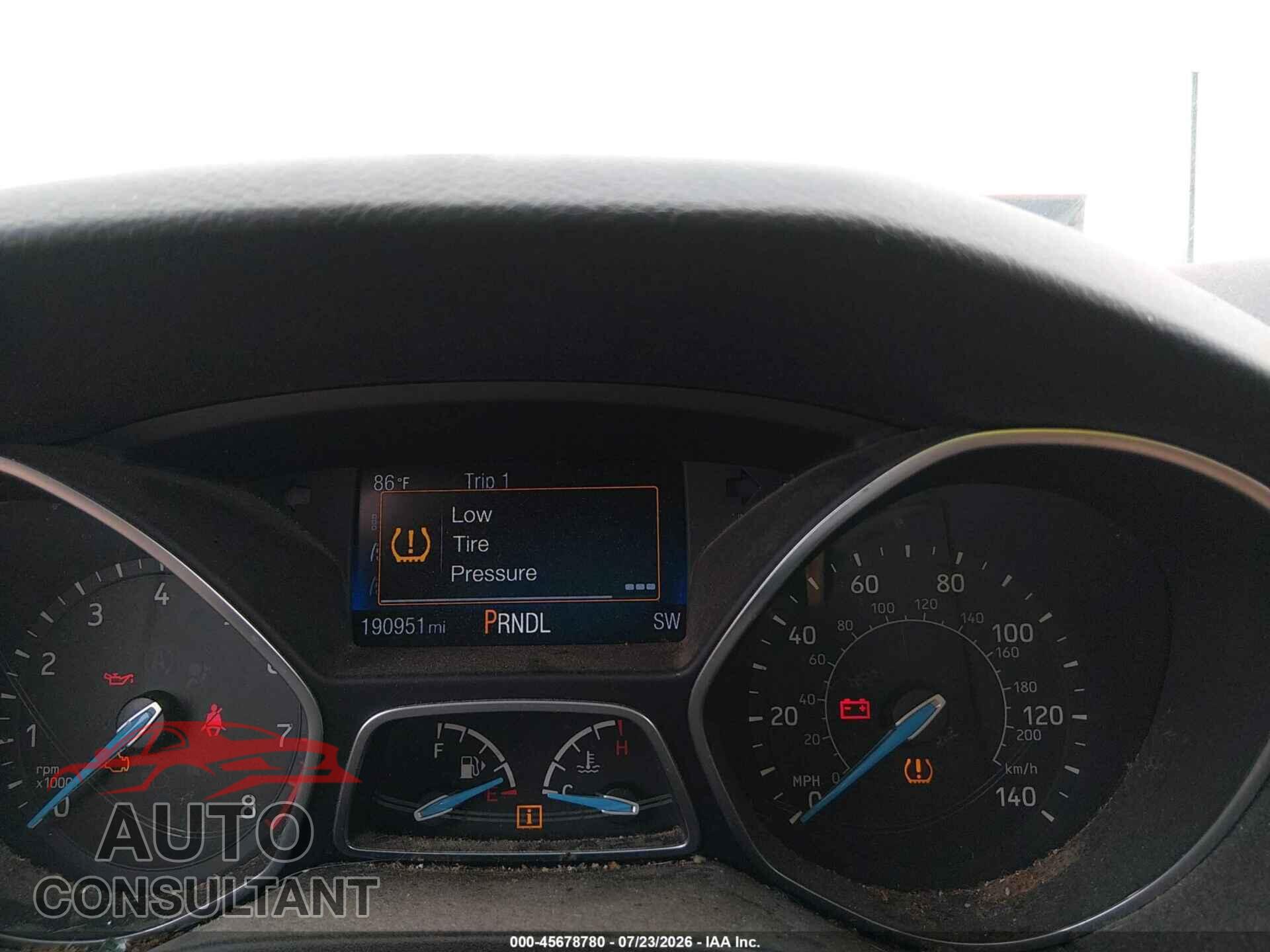 FORD FOCUS 2017 - 1FADP3F27HL225989