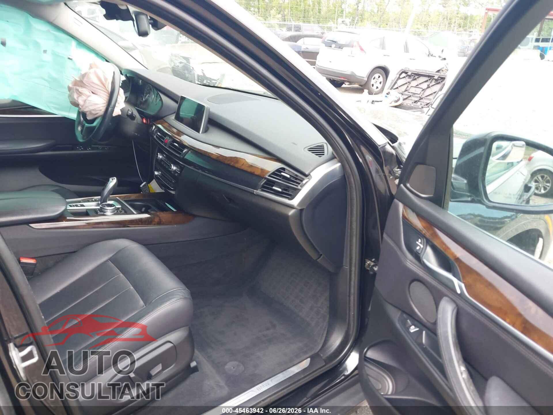 BMW X5 2015 - 5UXKR0C52F0K58663