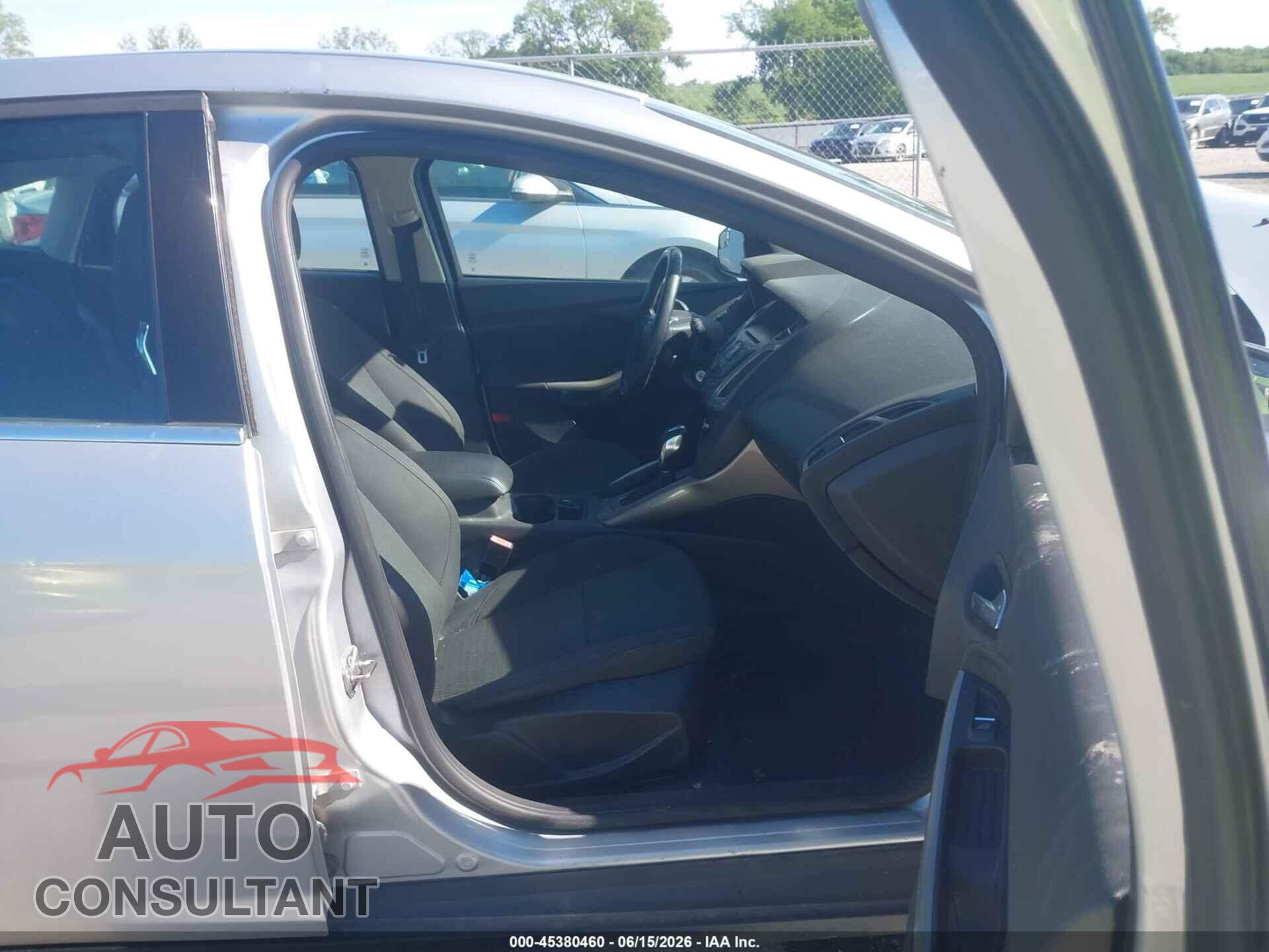 FORD FOCUS 2012 - 1FAHP3M21CL337832