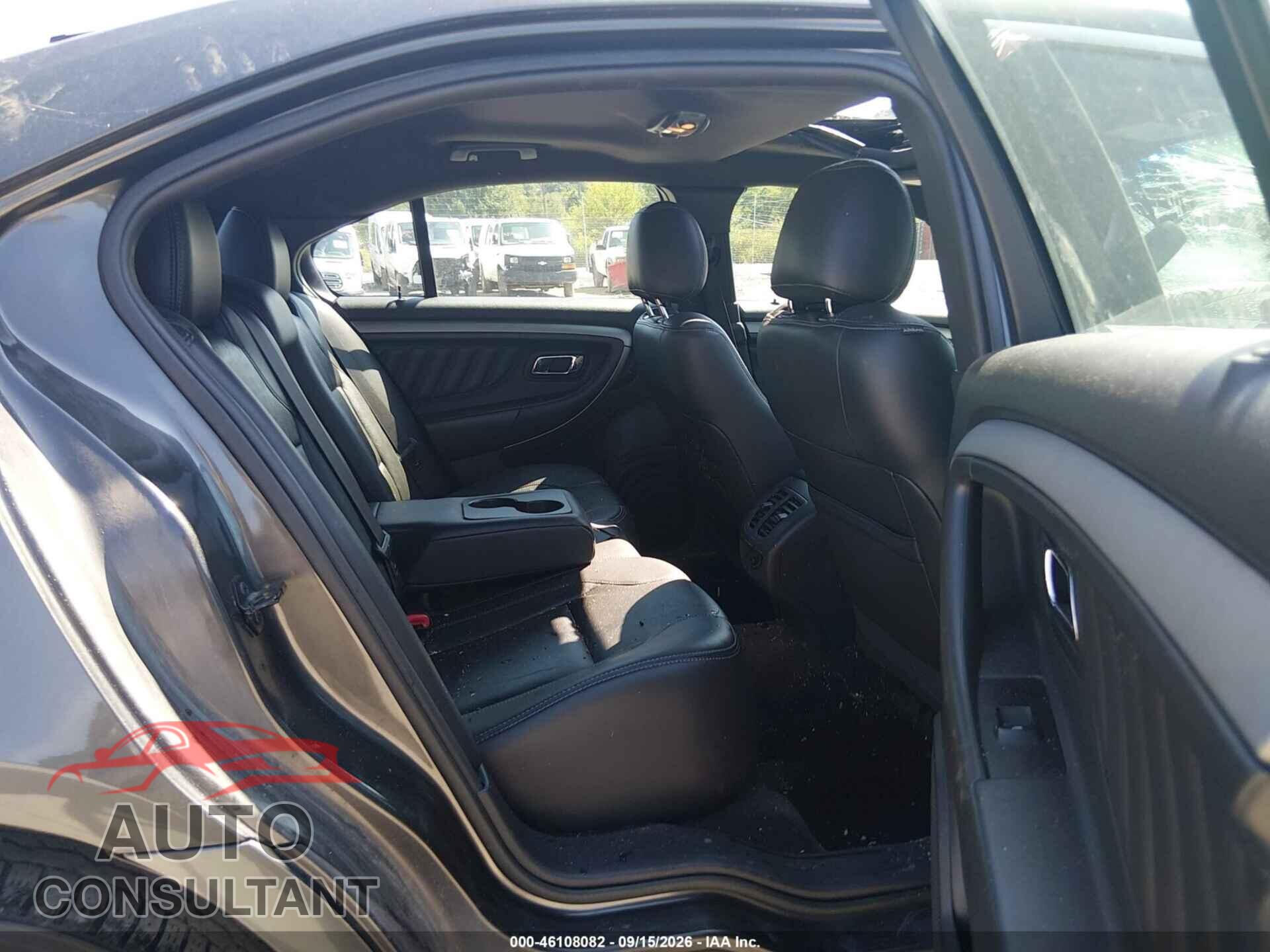FORD TAURUS 2015 - 1FAHP2E85FG112694