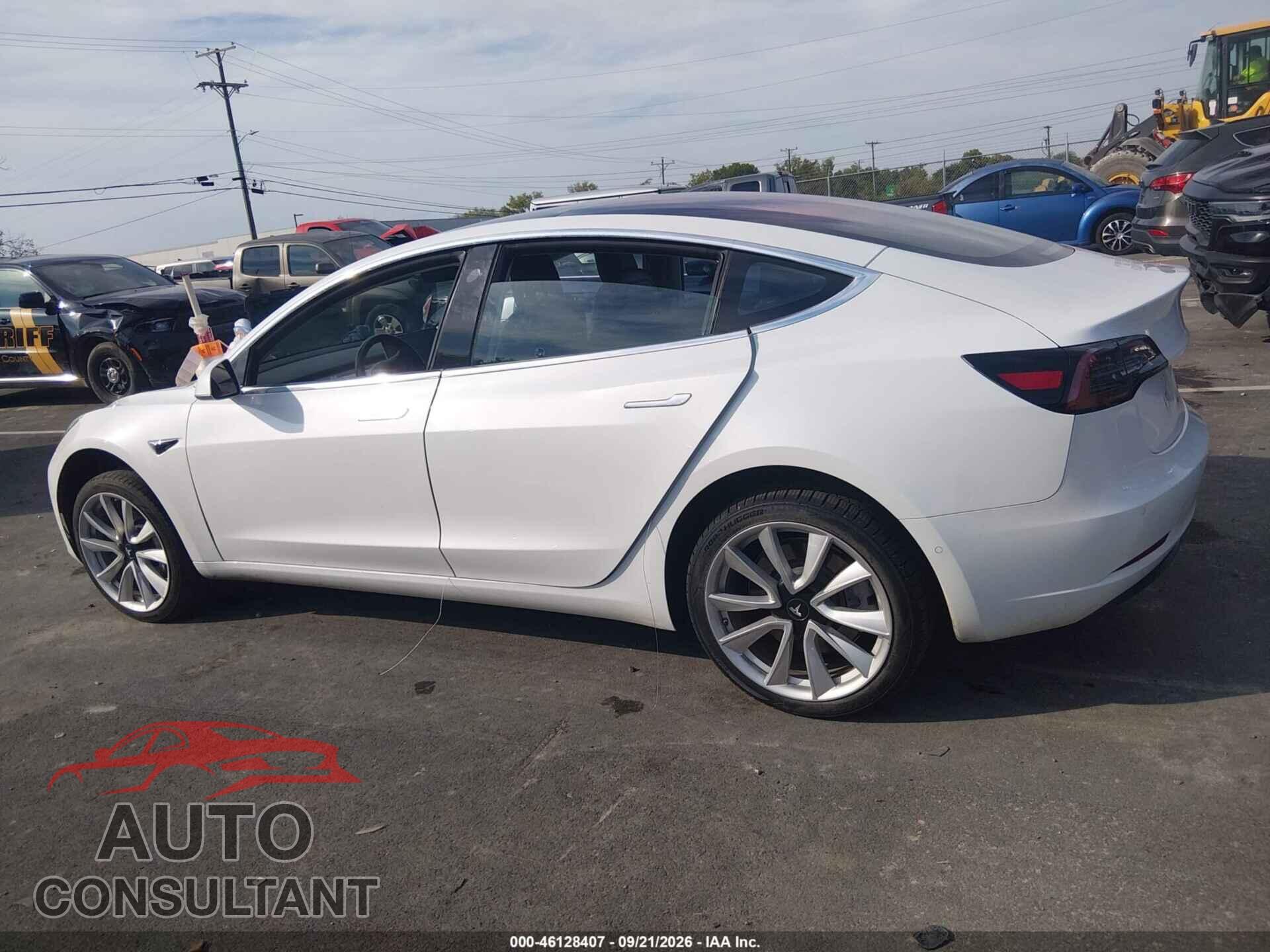 TESLA MODEL 3 2018 - 5YJ3E1EA3JF024981
