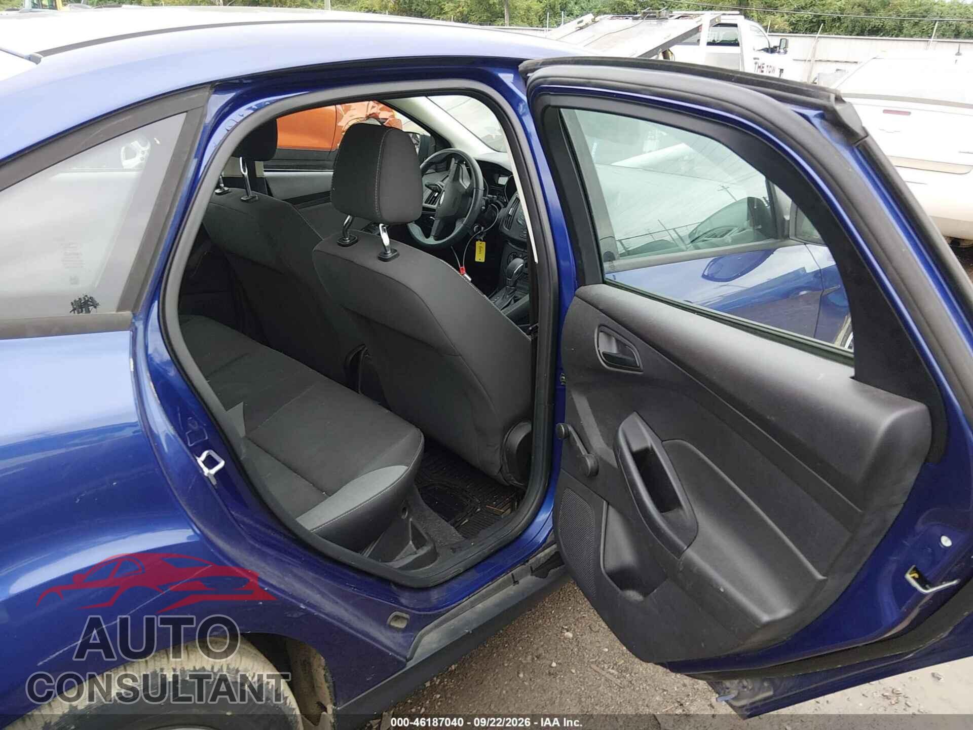 FORD FOCUS 2012 - 1FAHP3E2XCL220944