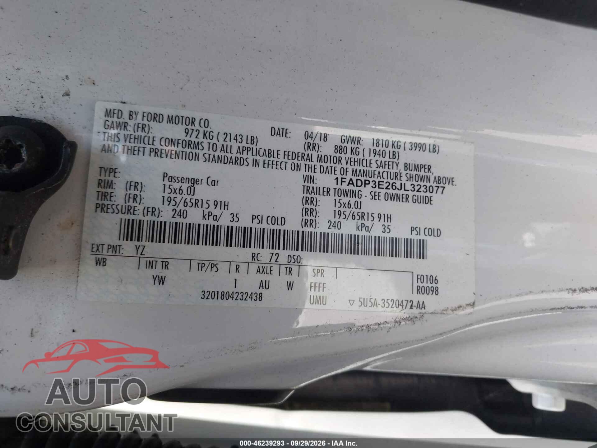 FORD FOCUS 2018 - 1FADP3E26JL323077