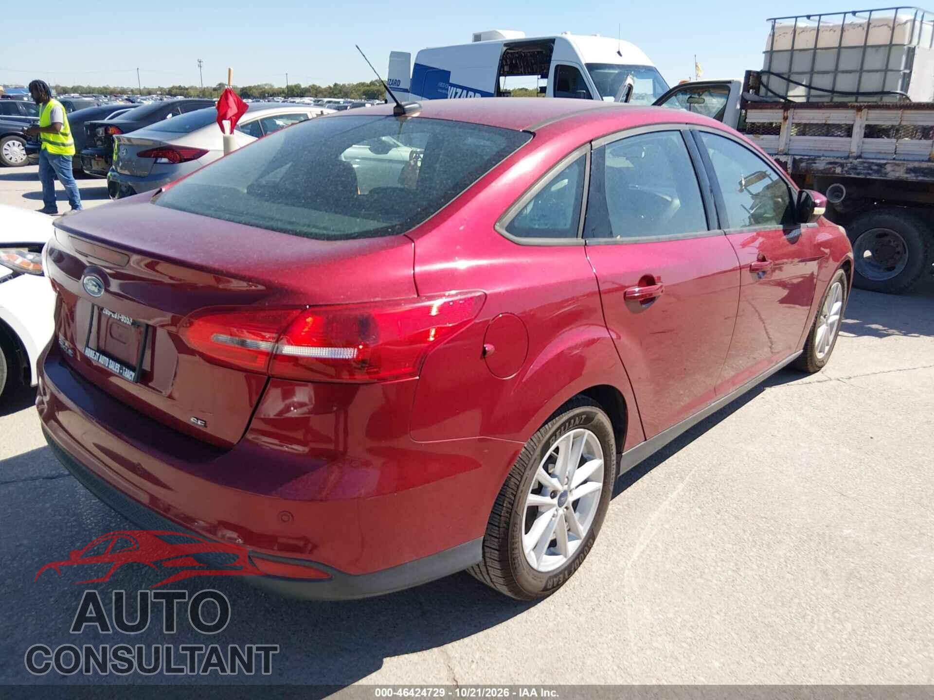 FORD FOCUS 2015 - 1FADP3F27FL324888