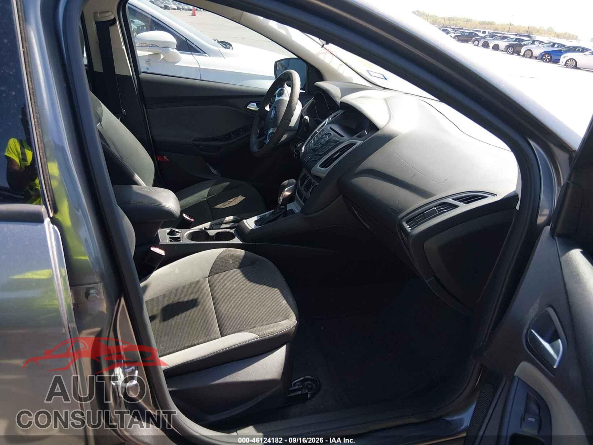 FORD FOCUS 2013 - 1FADP3K28DL115193