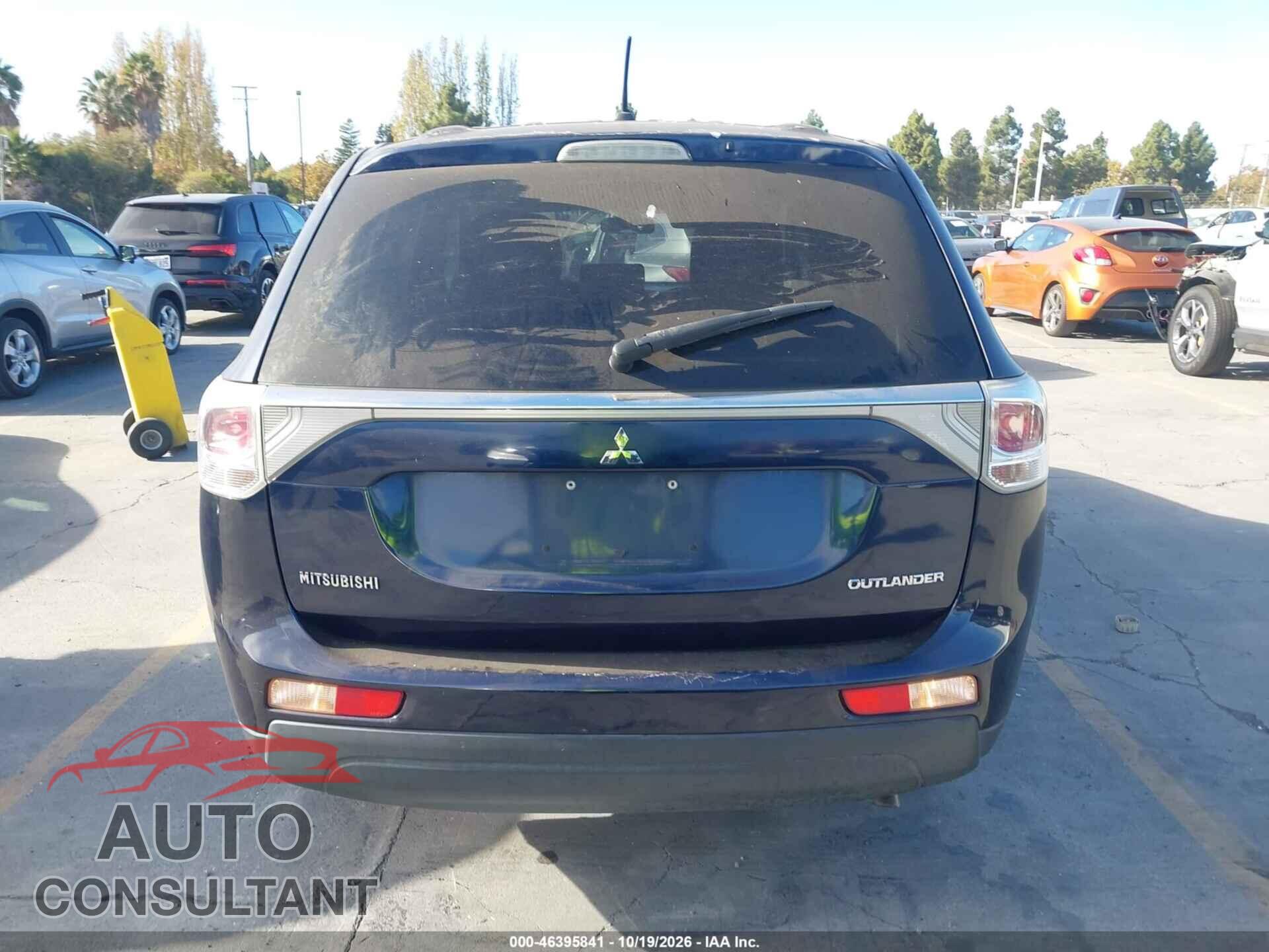 MITSUBISHI OUTLANDER 2014 - JA4AD2A38EZ005120