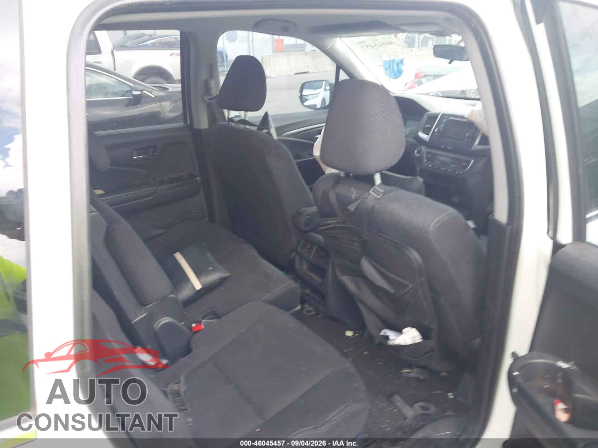 HONDA PILOT 2018 - 5FNYF5H10JB028976