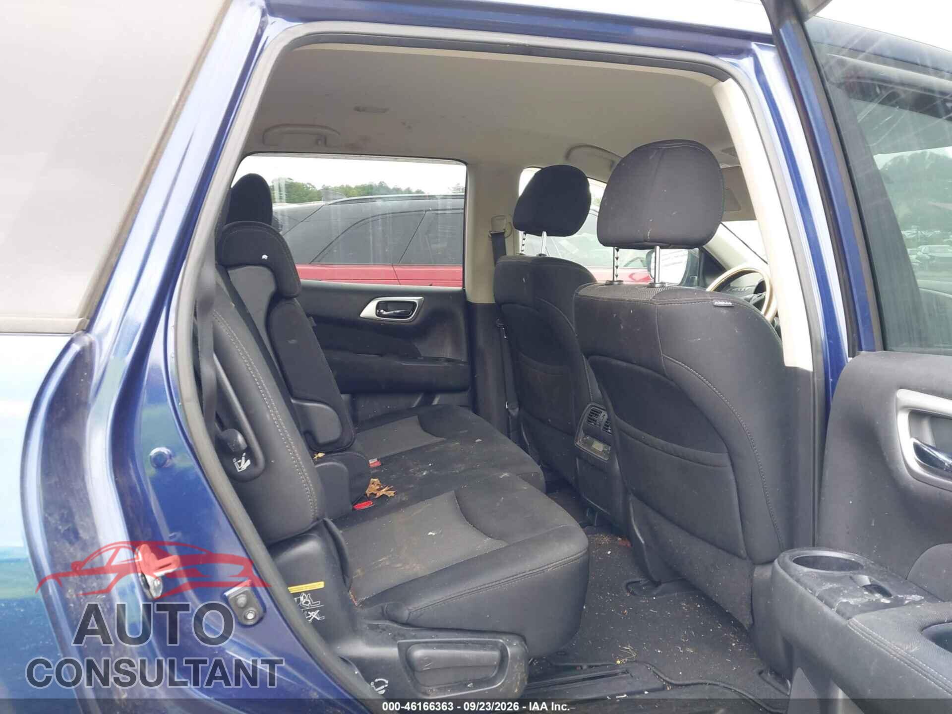 NISSAN PATHFINDER 2017 - 5N1DR2MN2HC608309