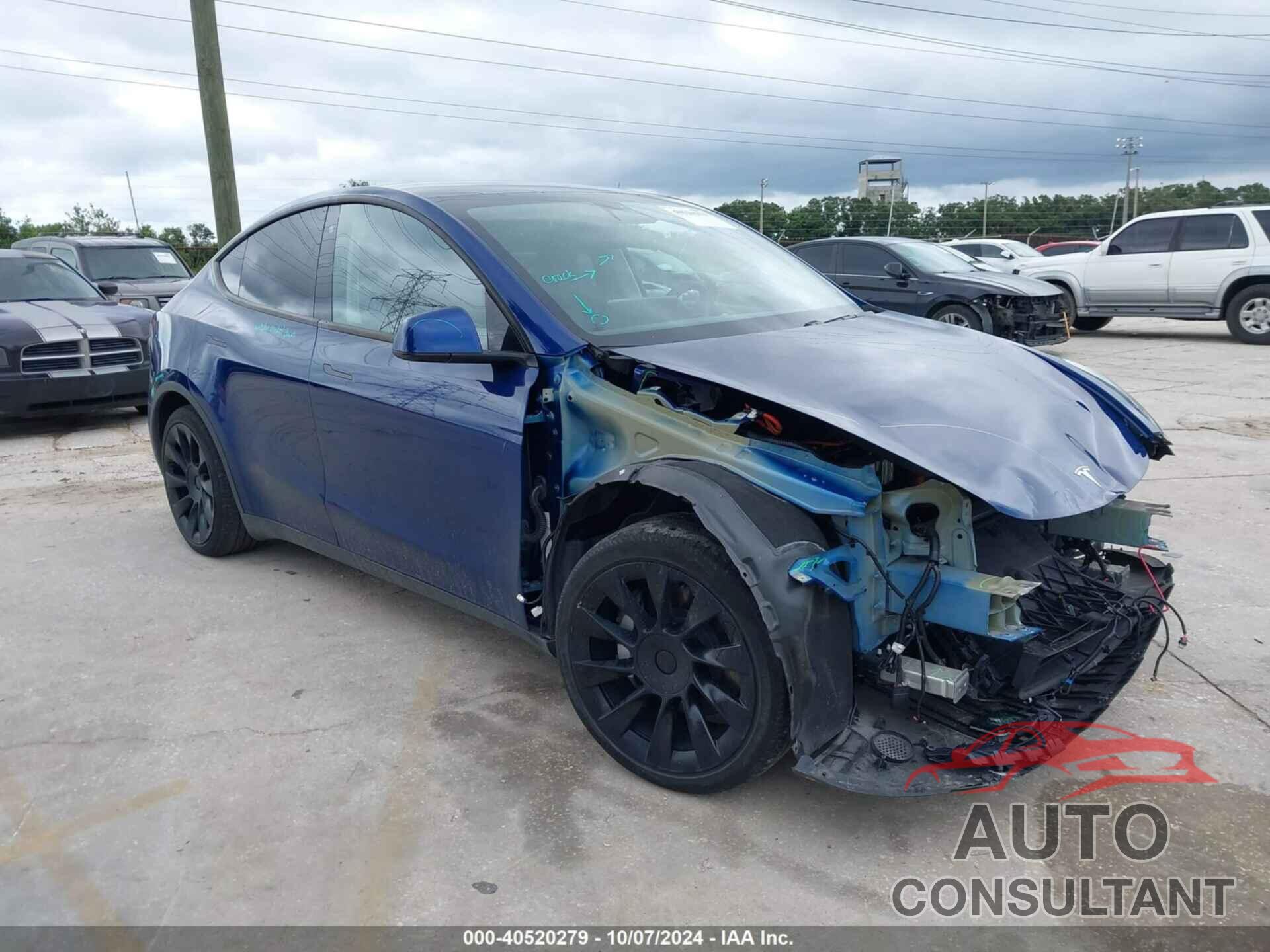 TESLA MODEL Y 2020 - 5YJYGDEE3LF029556