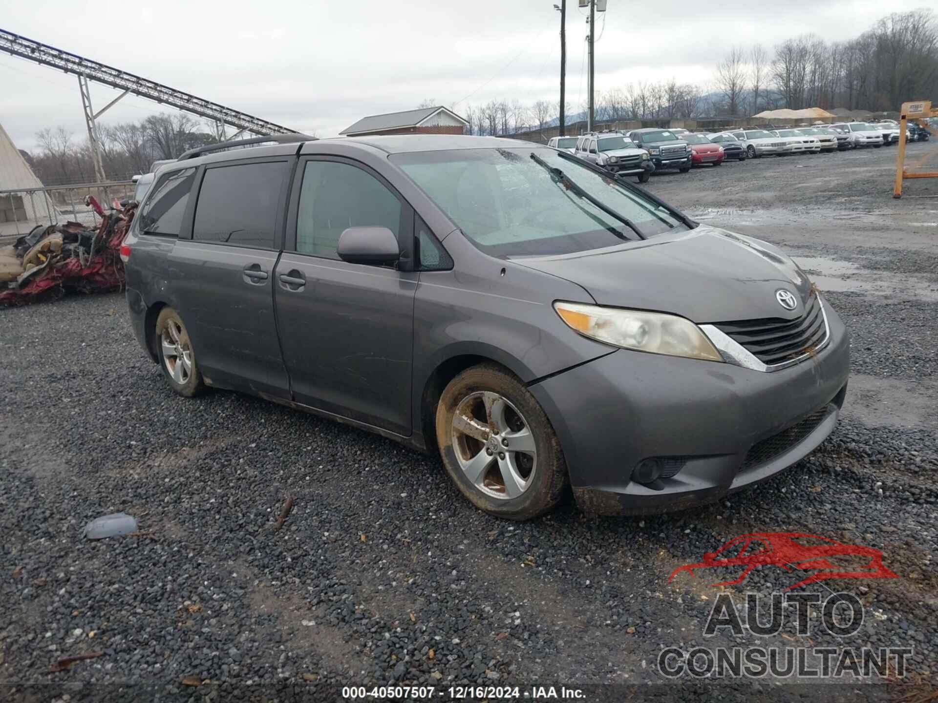 TOYOTA SIENNA 2012 - 5TDKK3DC9CS209165