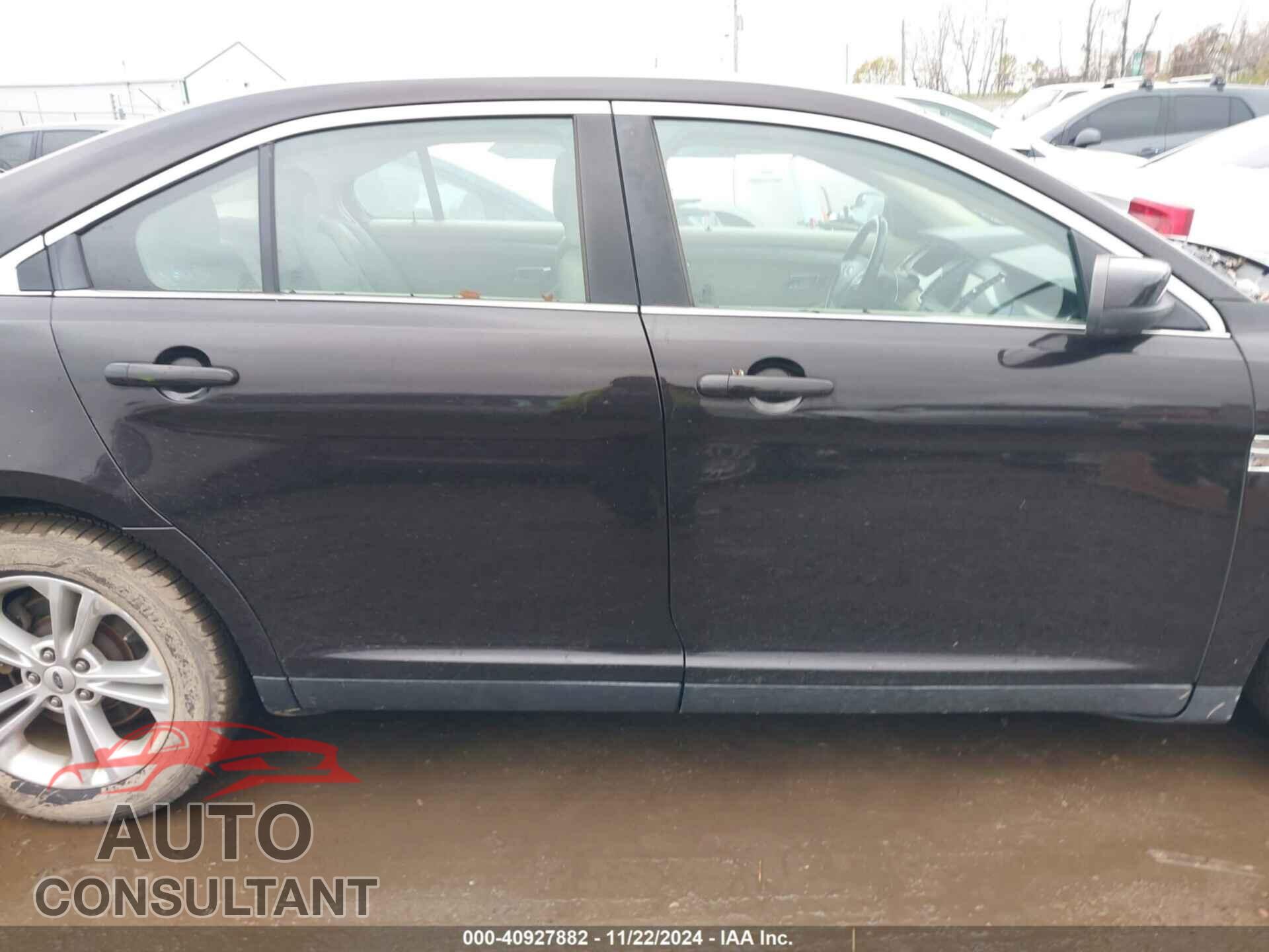 FORD TAURUS 2013 - 1FAHP2E82DG171490