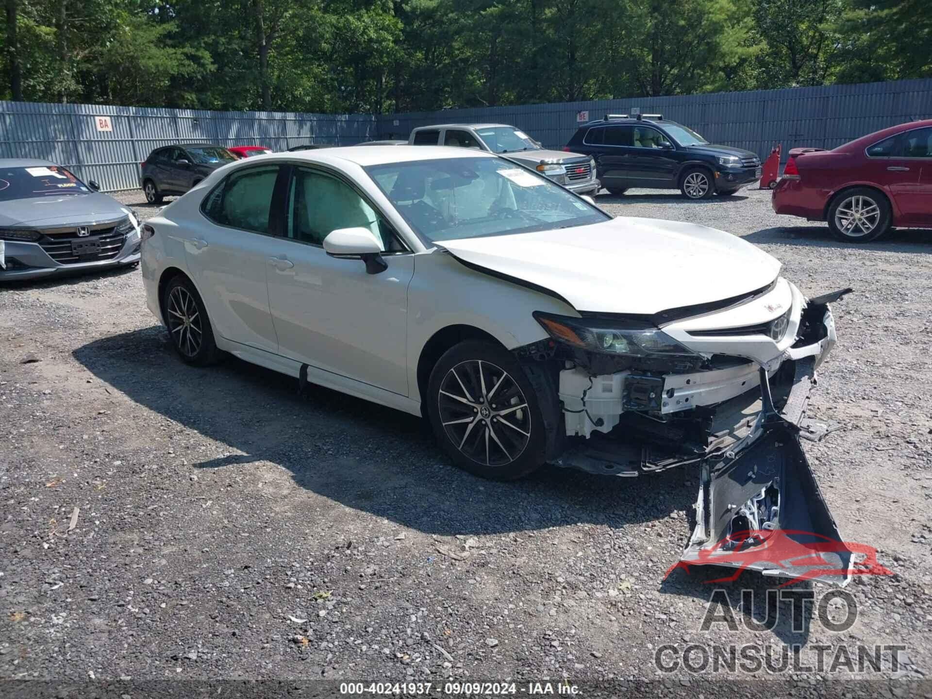 TOYOTA CAMRY 2024 - 4T1G11BK5RU125772