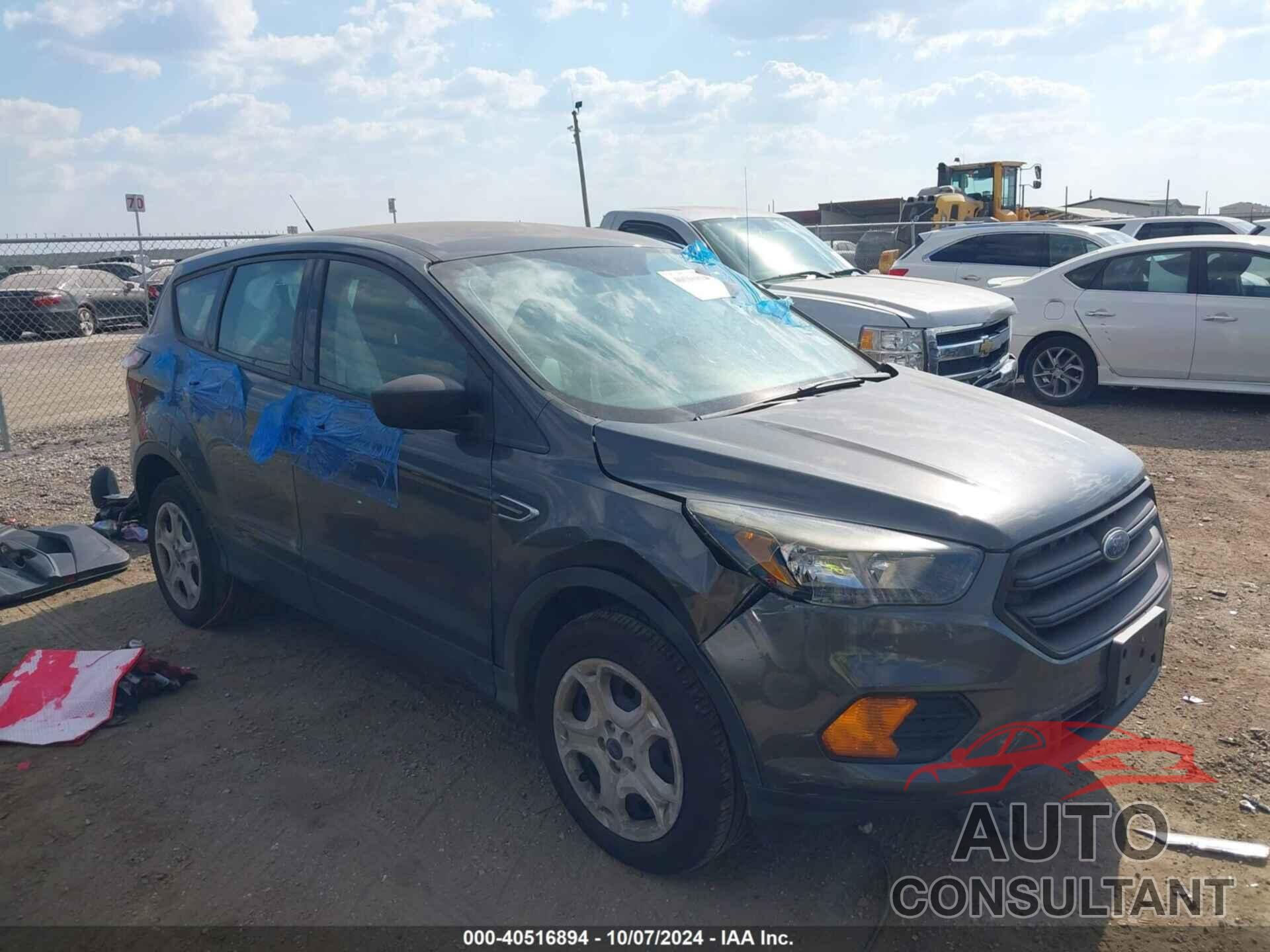 FORD ESCAPE 2018 - 1FMCU0F73JUA94418