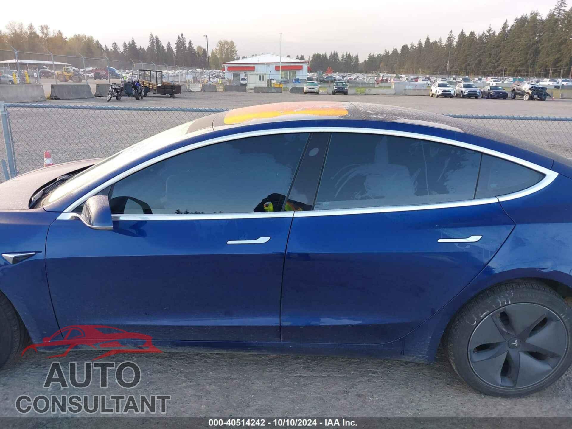 TESLA MODEL 3 2018 - 5YJ3E1EA9JF118024