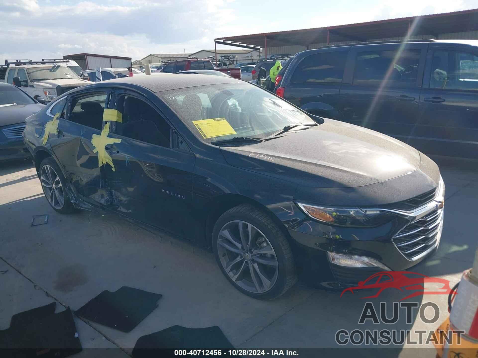 CHEVROLET MALIBU 2022 - 1G1ZD5ST8NF121629