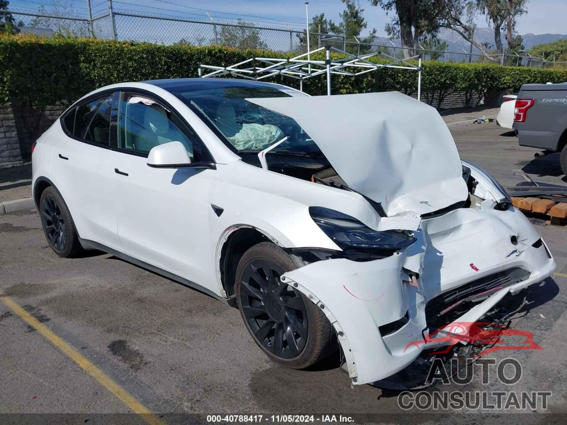 TESLA MODEL Y 2023 - 7SAYGAEE6PF662625