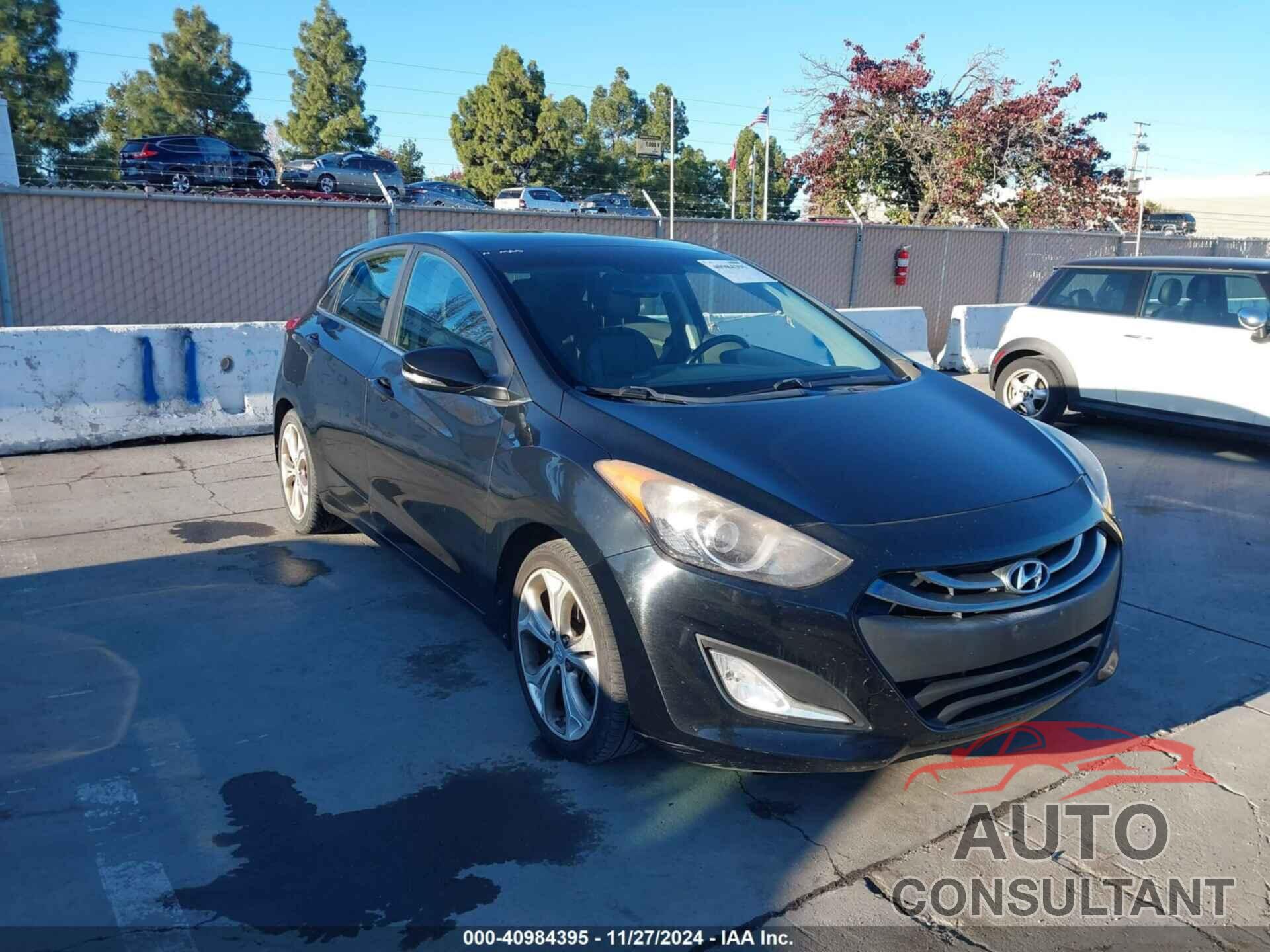 HYUNDAI ELANTRA GT 2014 - KMHD35LH1EU209685