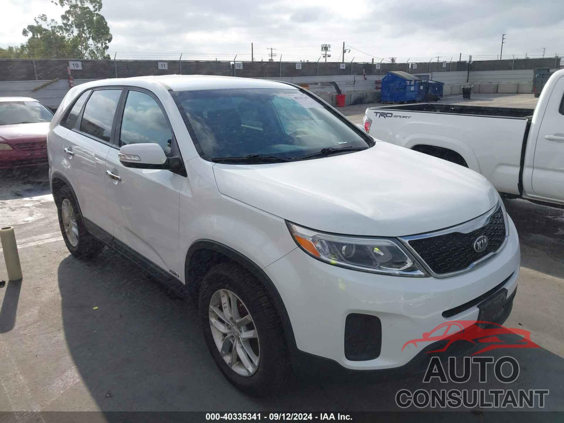 KIA SORENTO 2015 - 5XYKTCA6XFG602945