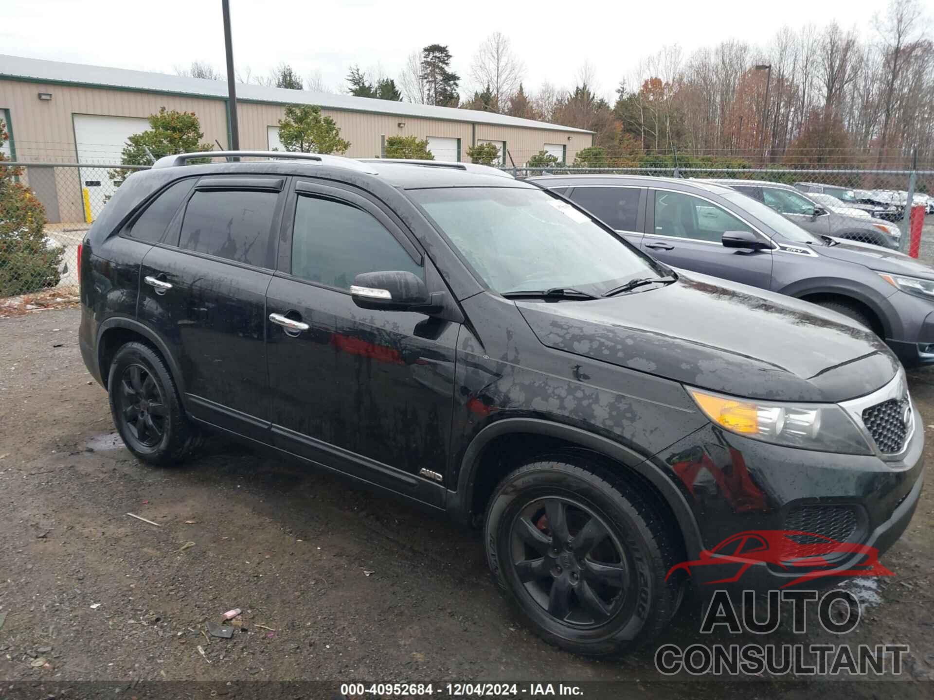 KIA SORENTO 2013 - 5XYKTDA25DG419713