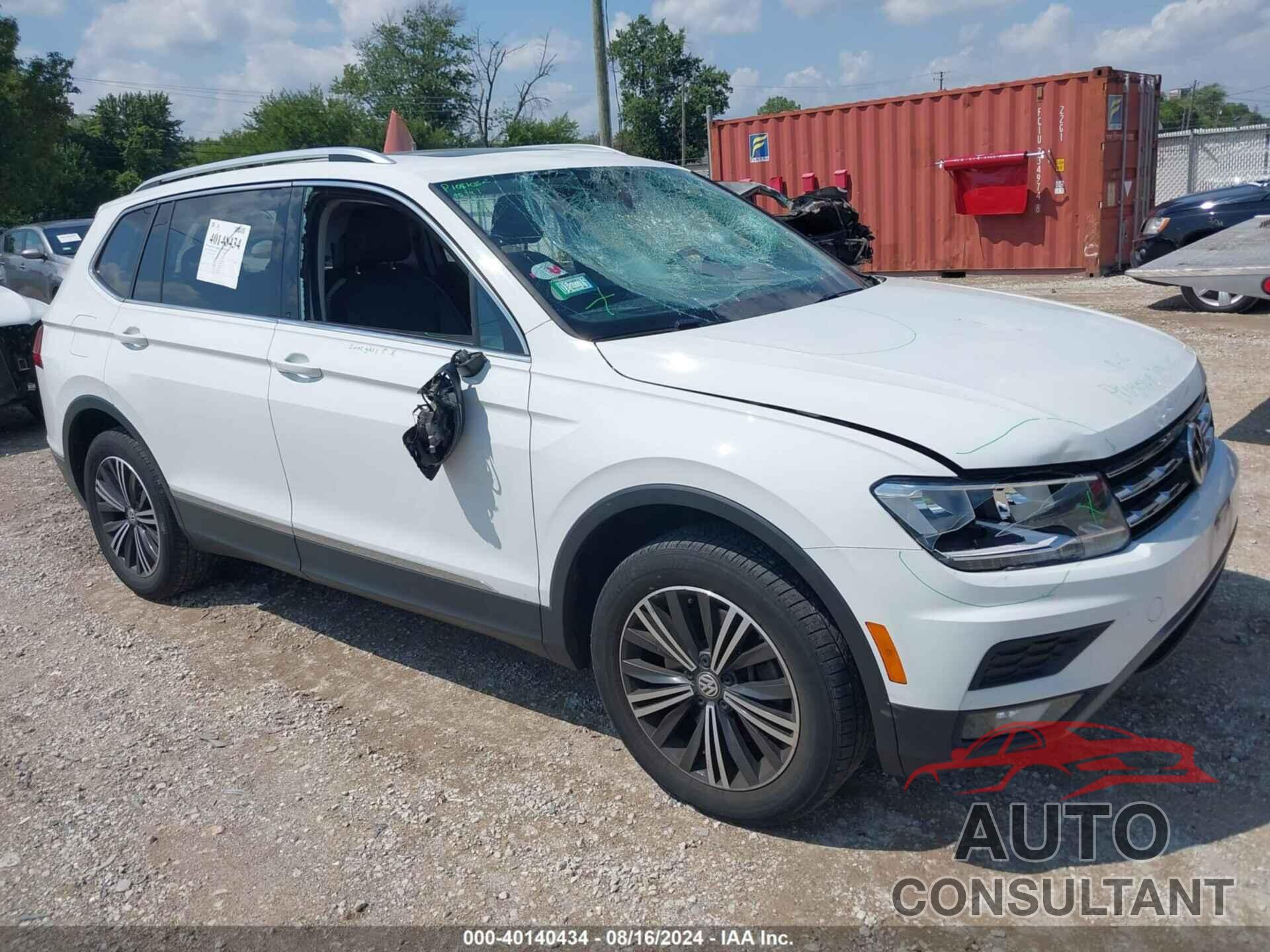 VOLKSWAGEN TIGUAN 2018 - 3VV2B7AX6JM086552