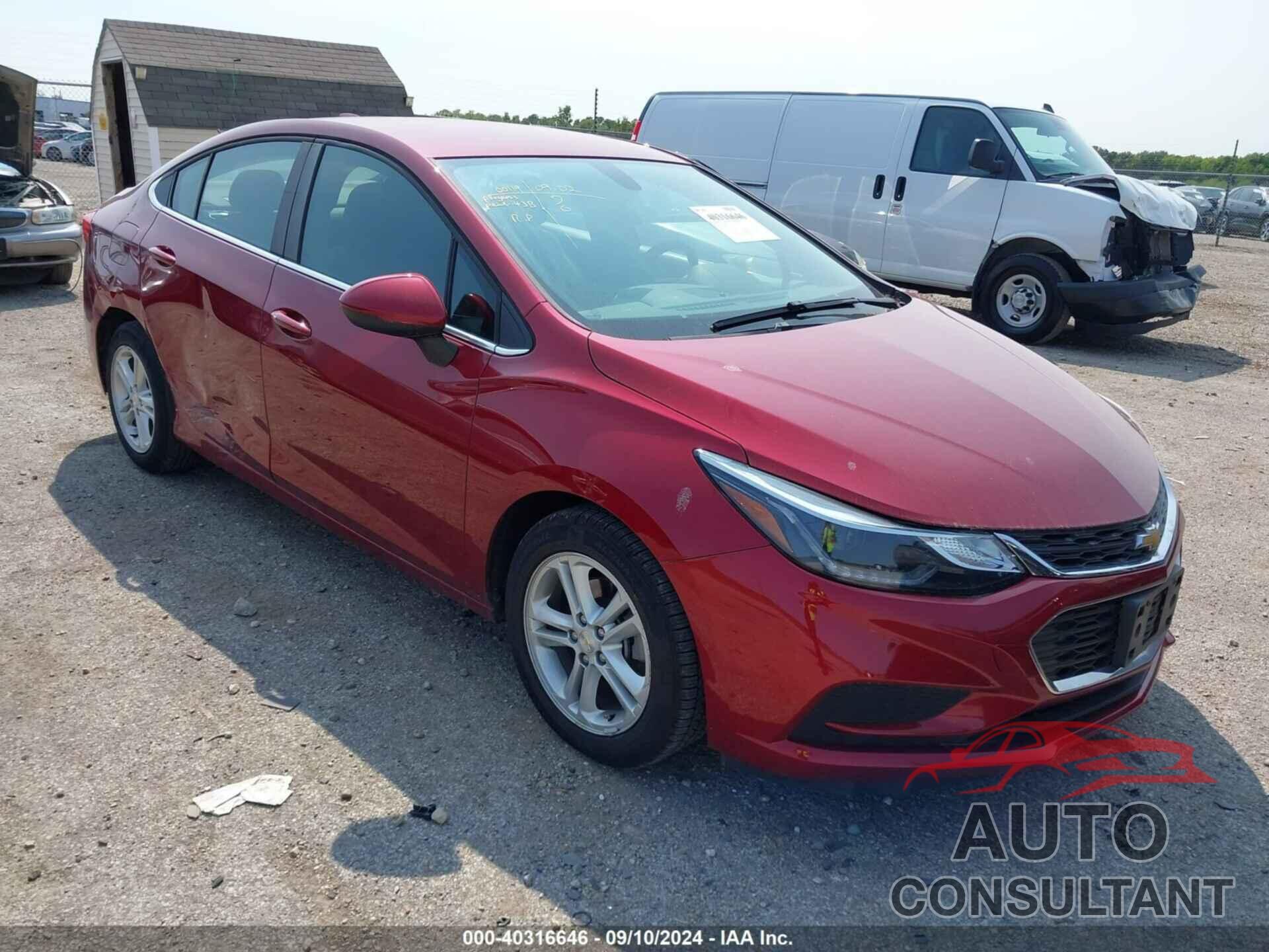 CHEVROLET CRUZE 2018 - 1G1BE5SM6J7210076