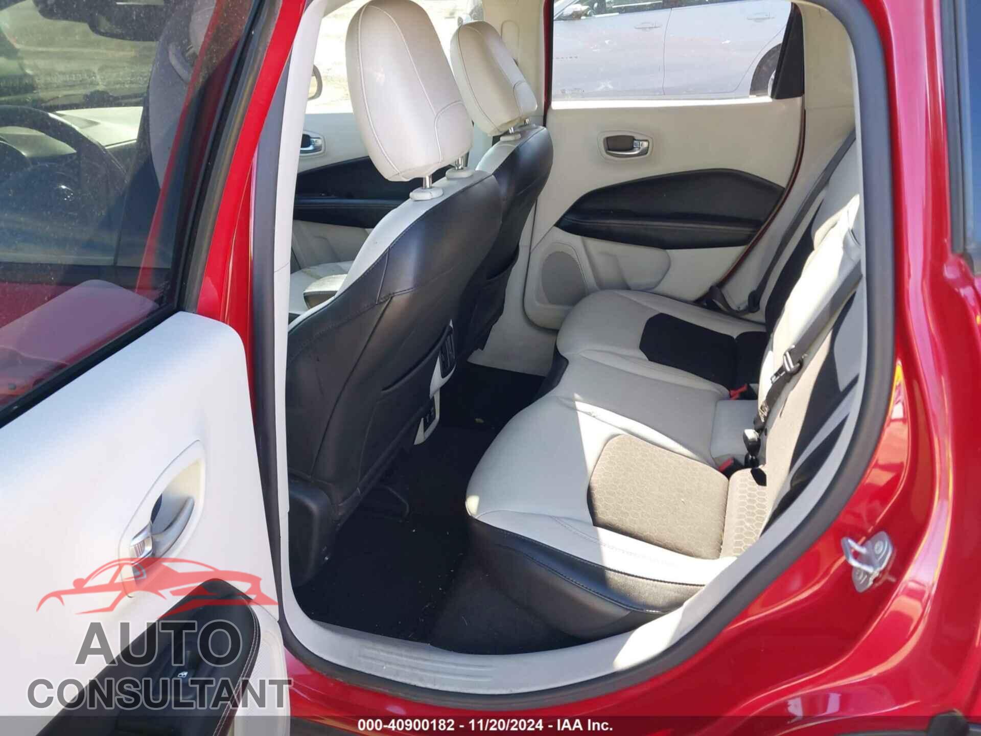 JEEP COMPASS 2018 - 3C4NJCBB2JT248242