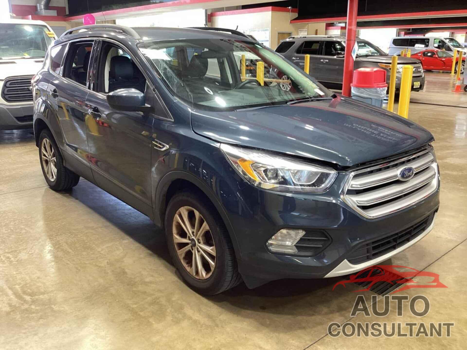 FORD ESCAPE 2019 - 1FMCU9HD5KUB82329