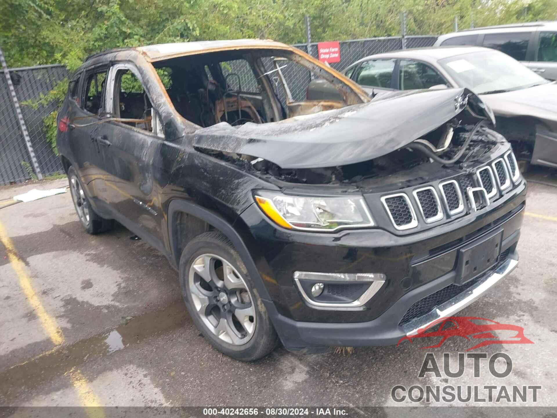 JEEP COMPASS 2018 - 3C4NJDCB0JT470315