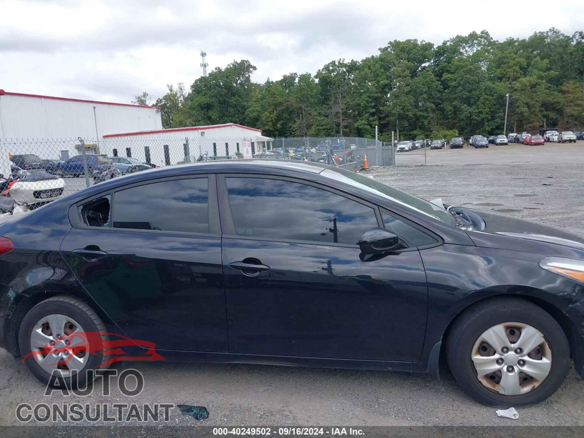 KIA FORTE 2017 - 3KPFK4A75HEE02587