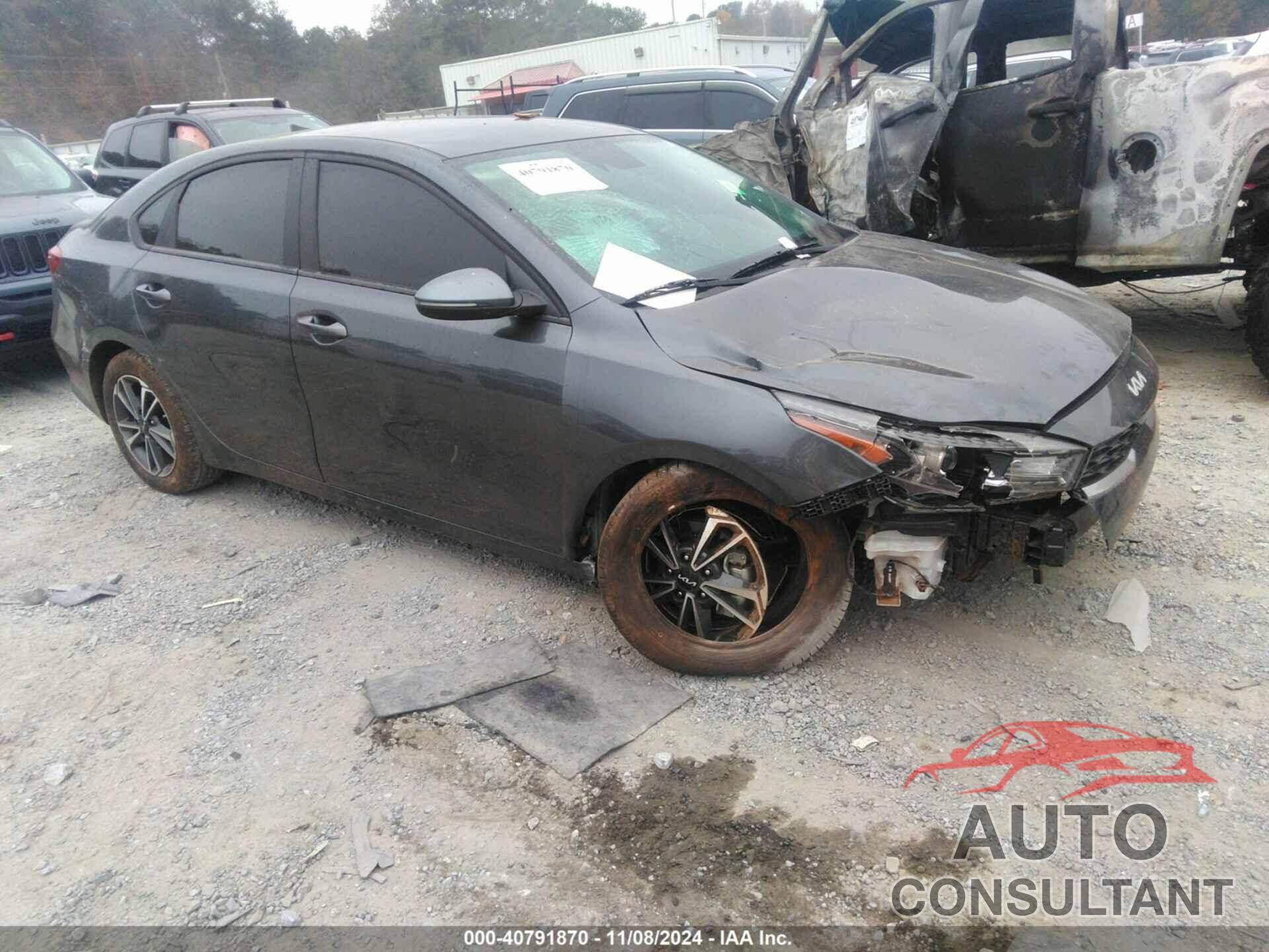 KIA FORTE 2023 - 3KPF24AD0PE682229