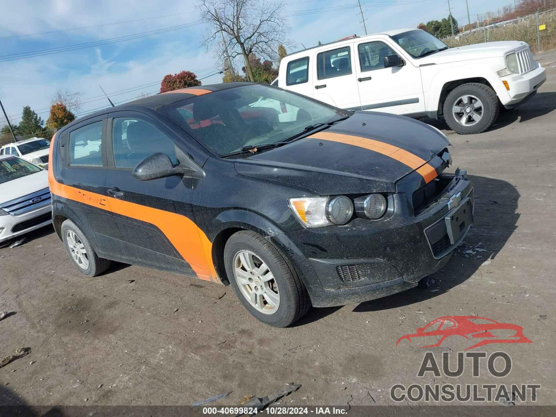 CHEVROLET SONIC 2012 - 1G1JA6SH1C4100380