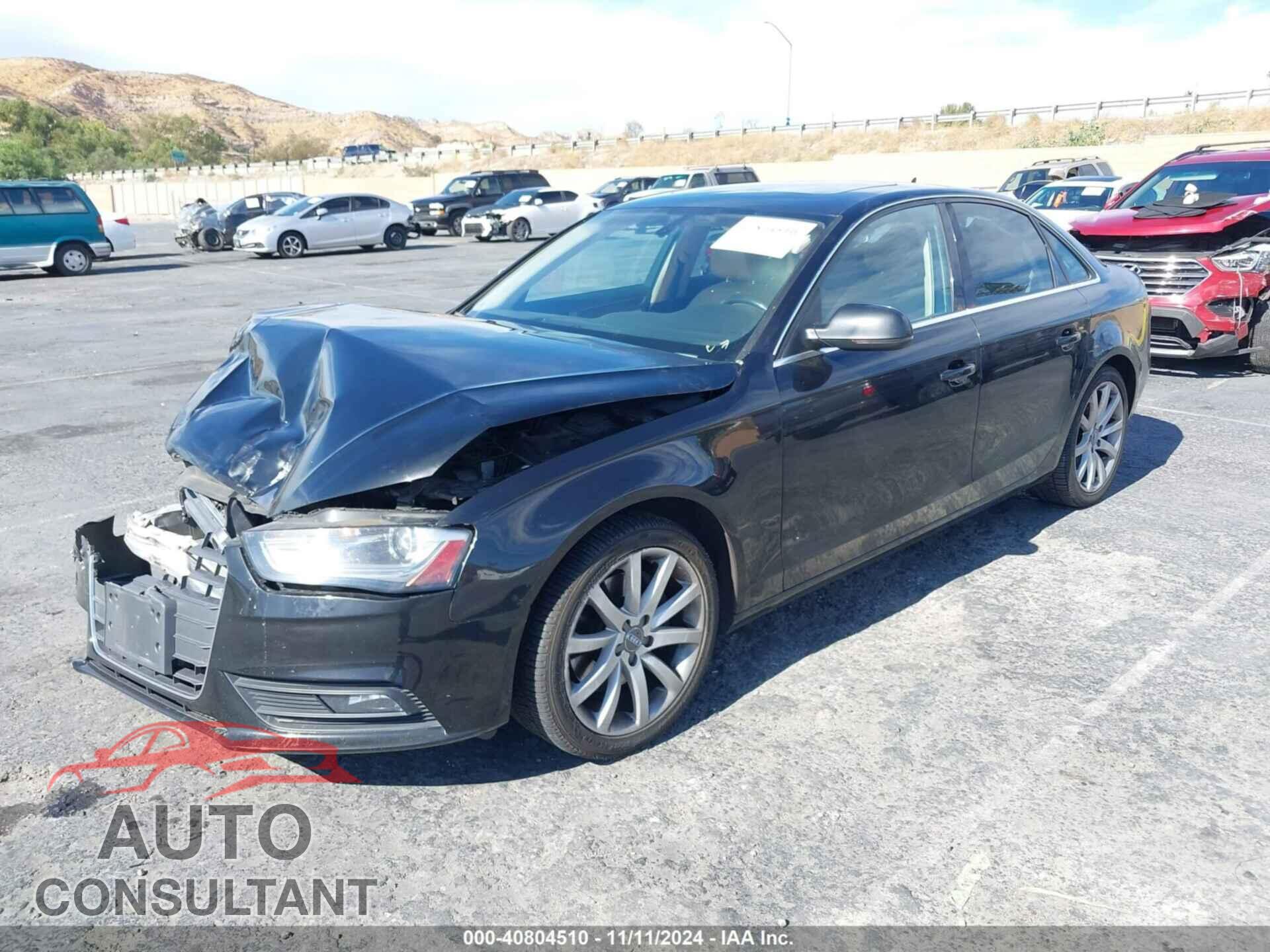AUDI A4 2013 - WAUEFAFL2DN035205
