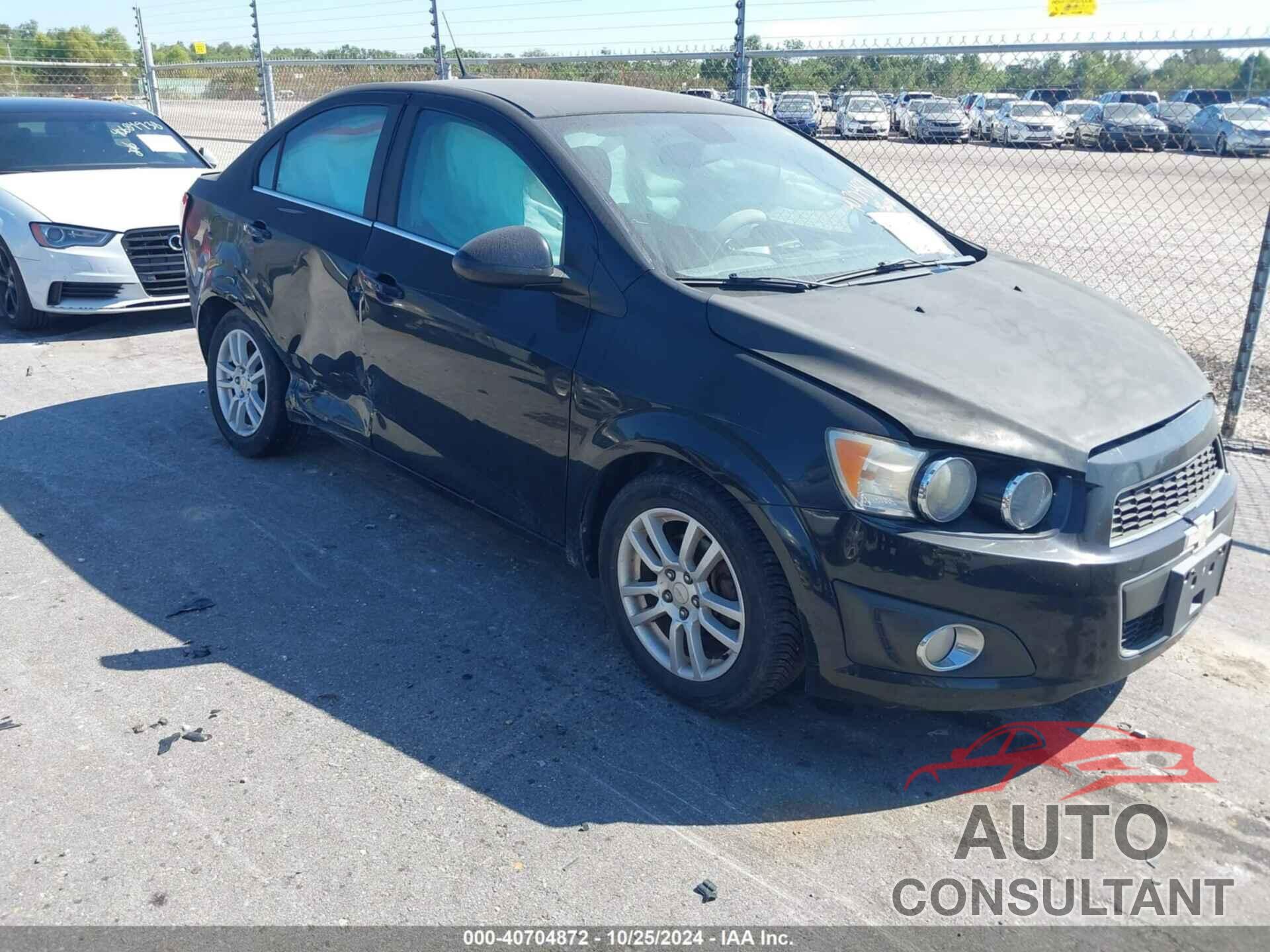 CHEVROLET SONIC 2012 - 1G1JC5SH9C4188289