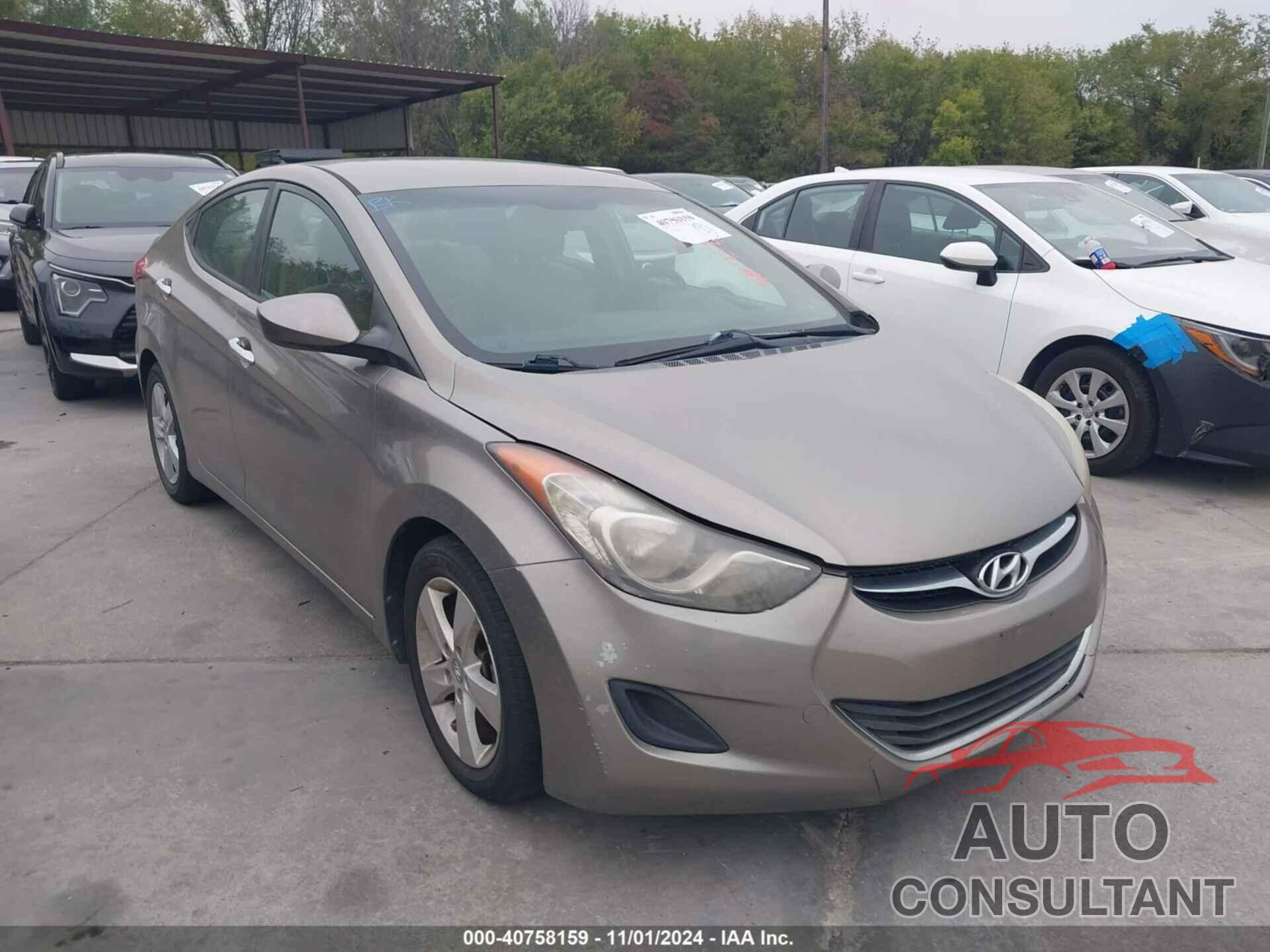 HYUNDAI ELANTRA 2013 - 5NPDH4AE3DH358262