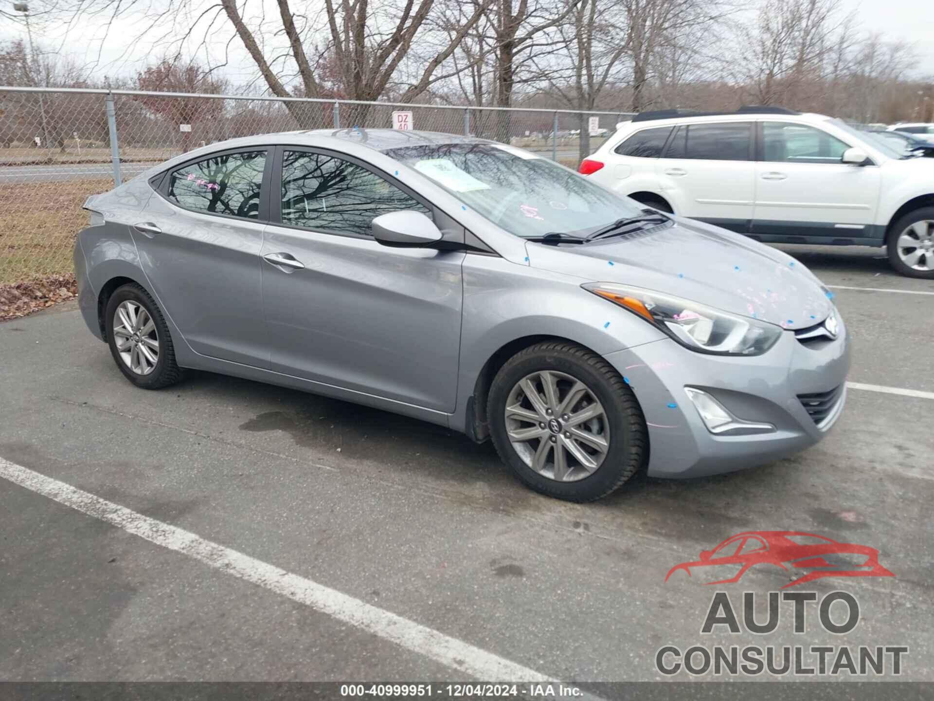 HYUNDAI ELANTRA 2015 - KMHDH4AE1FU453746