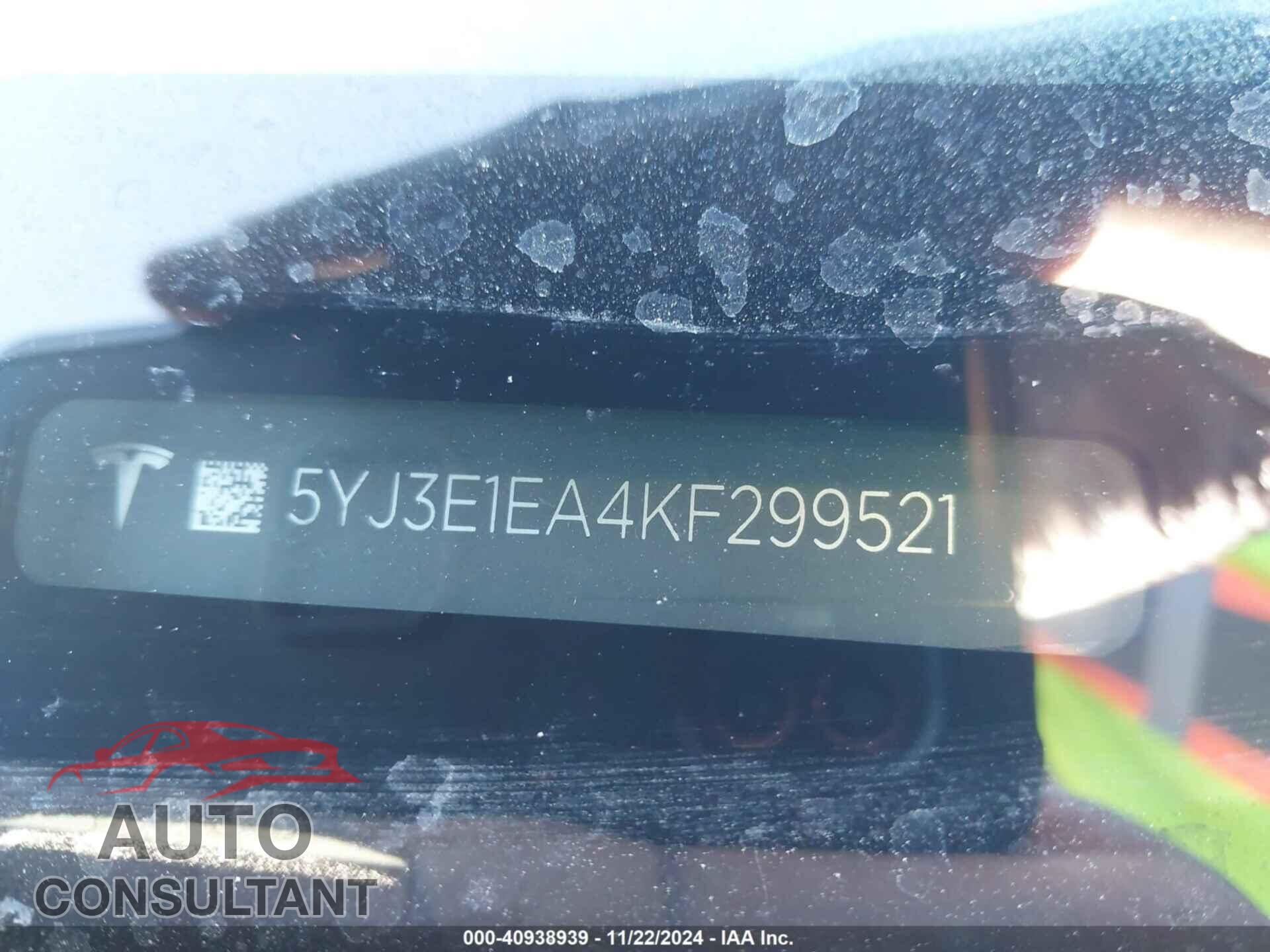 TESLA MODEL 3 2019 - 5YJ3E1EA4KF299521