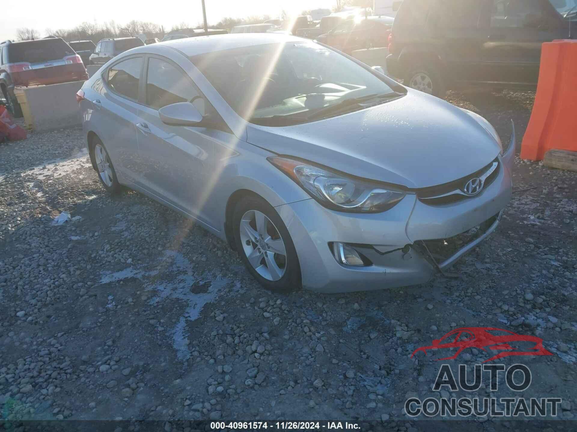 HYUNDAI ELANTRA 2013 - 5NPDH4AE5DH197283