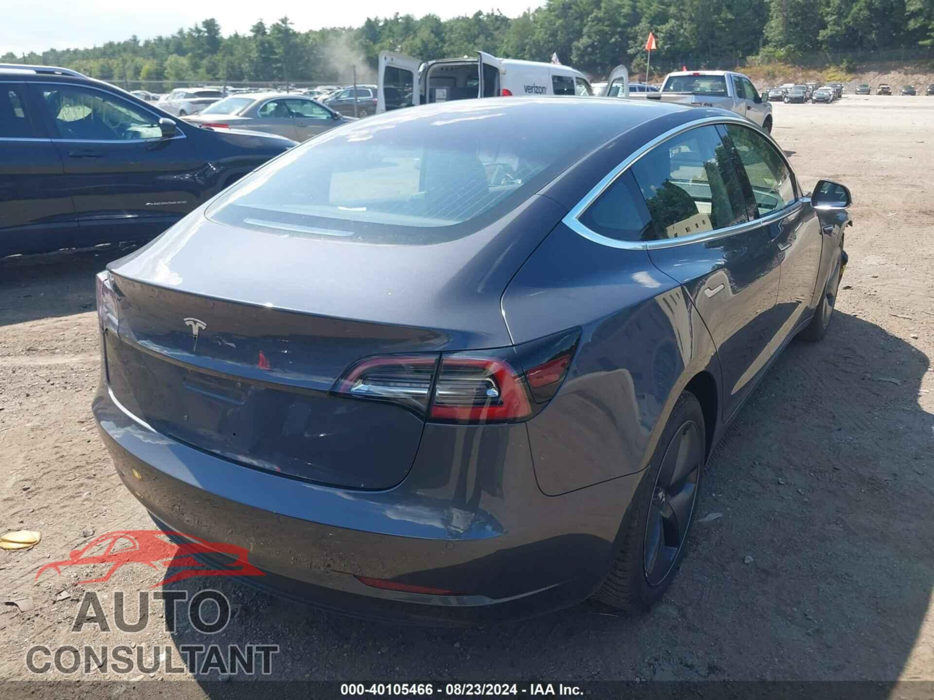 TESLA MODEL 3 2018 - 5YJ3E1EA5JF153515