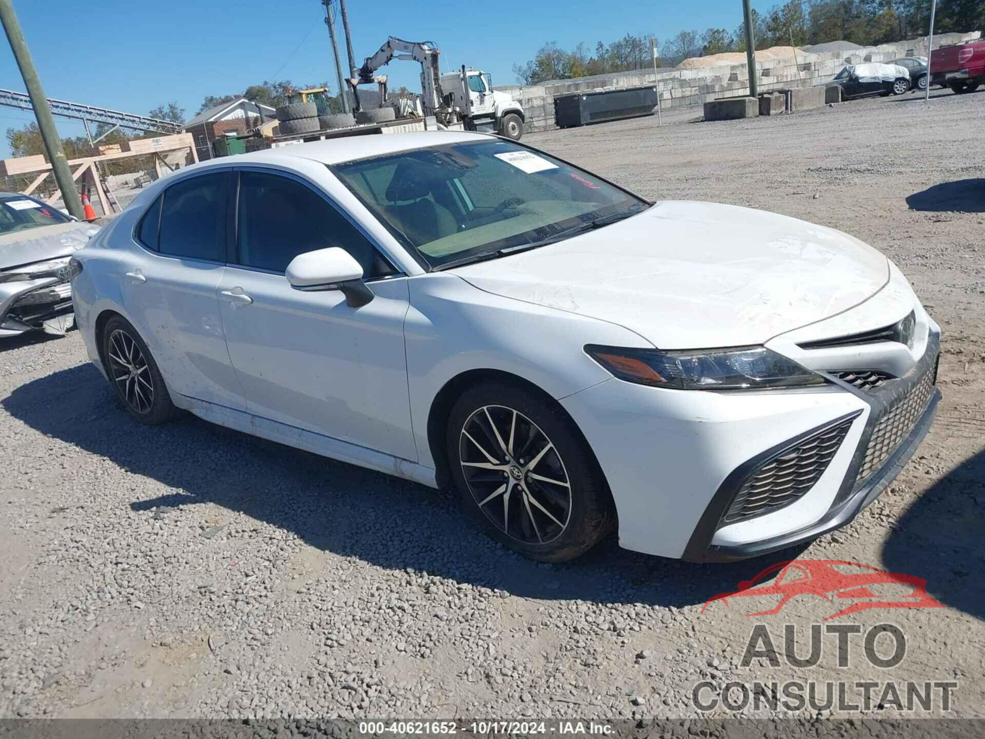 TOYOTA CAMRY 2023 - 4T1G11AK8PU731839