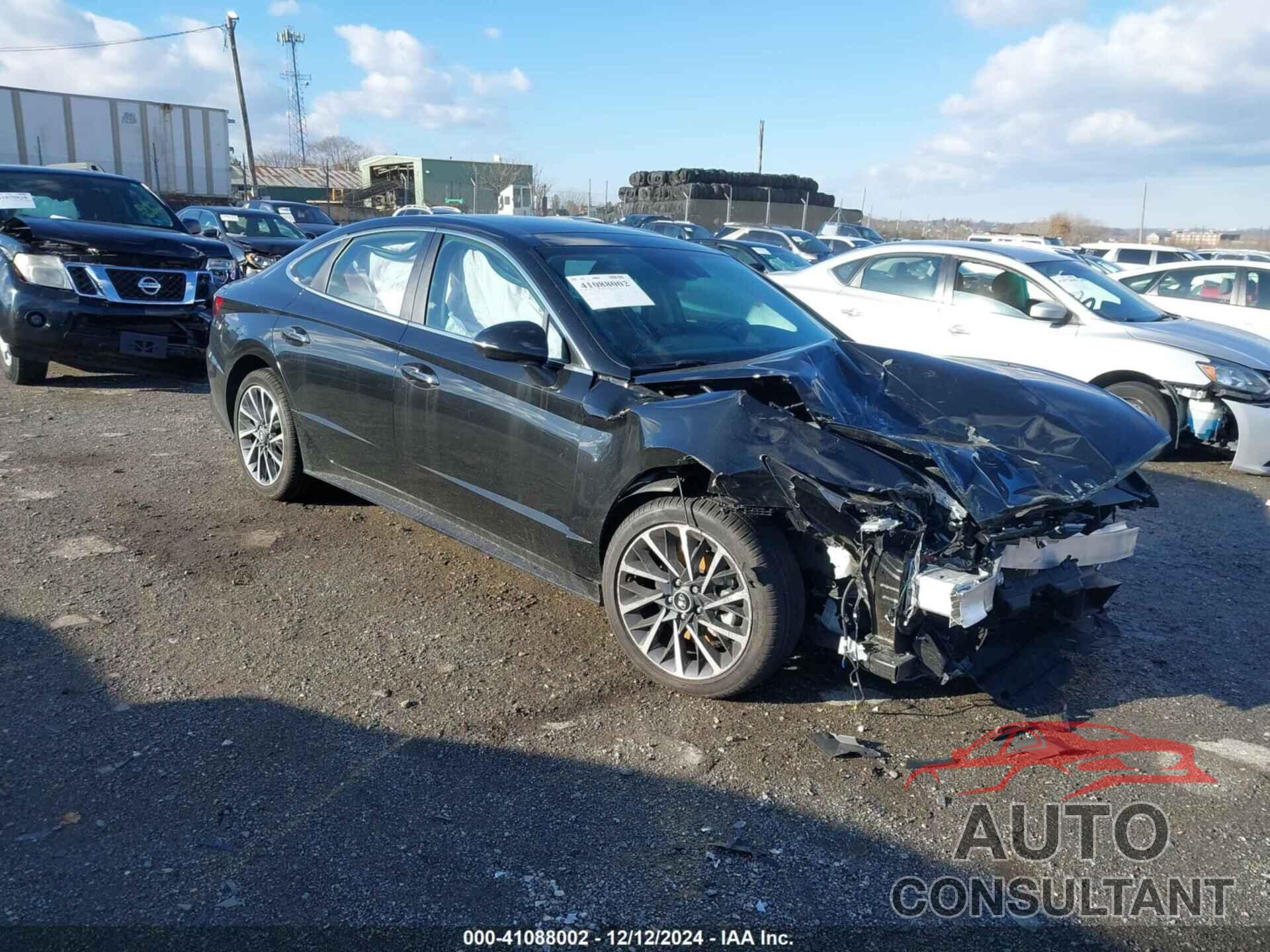 HYUNDAI SONATA 2023 - KMHL34J28PA341206