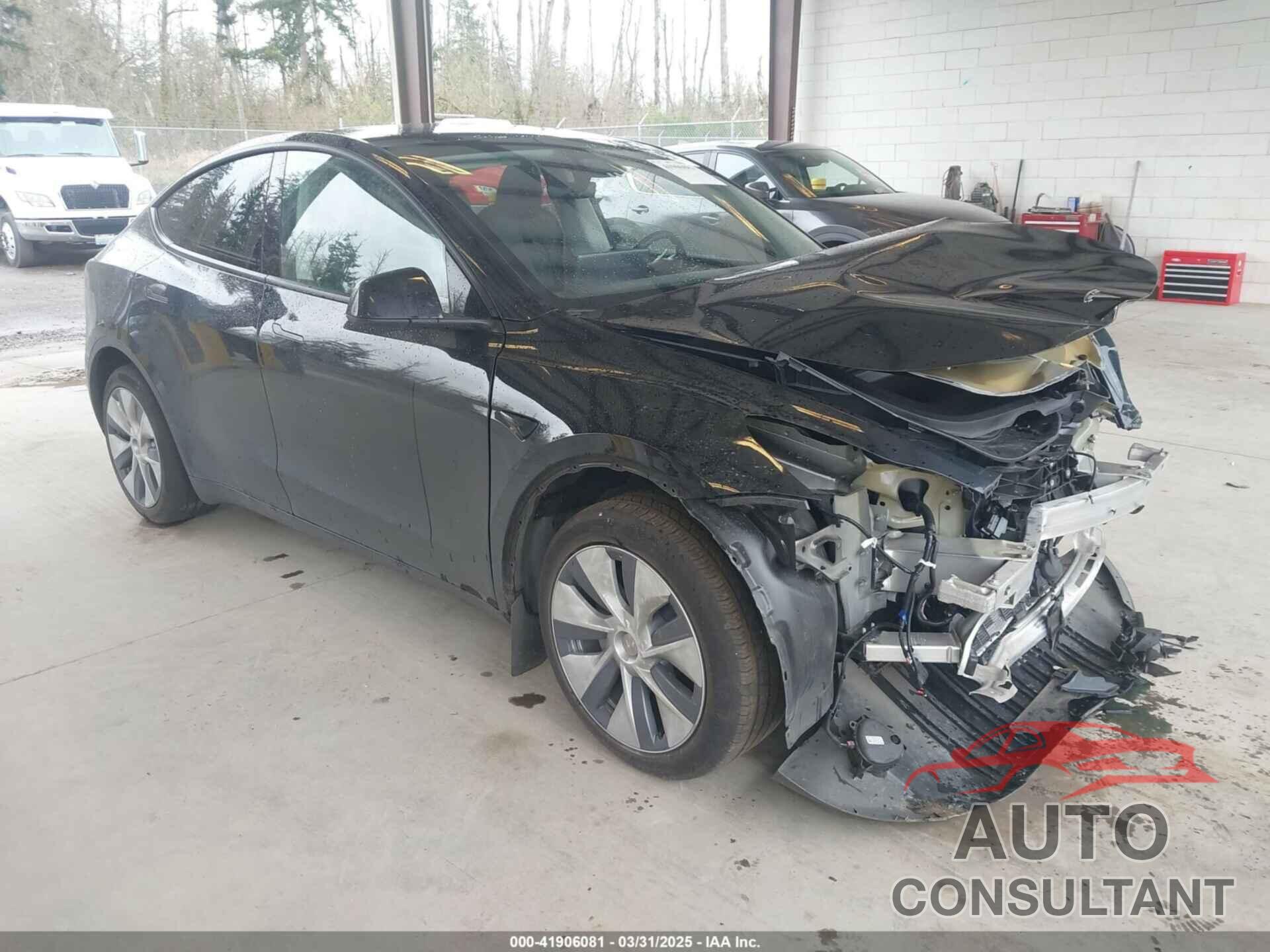 TESLA MODEL Y 2023 - 7SAYGDEE0PF909610