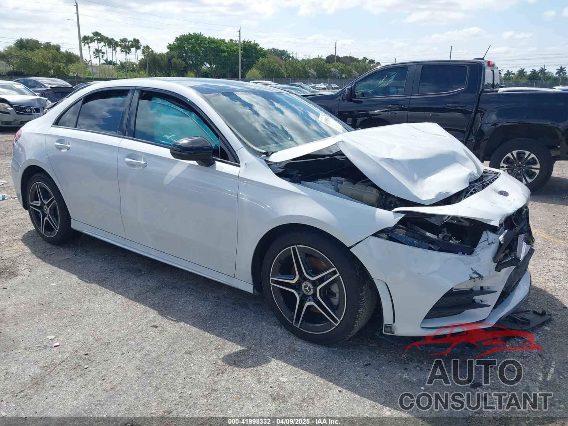 MERCEDES-BENZ A 220 2021 - W1K3G4EBXMJ298203