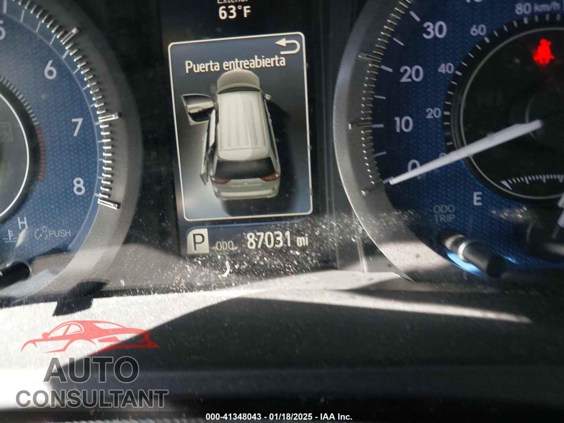 TOYOTA SIENNA 2017 - 5TDYZ3DC2HS800984