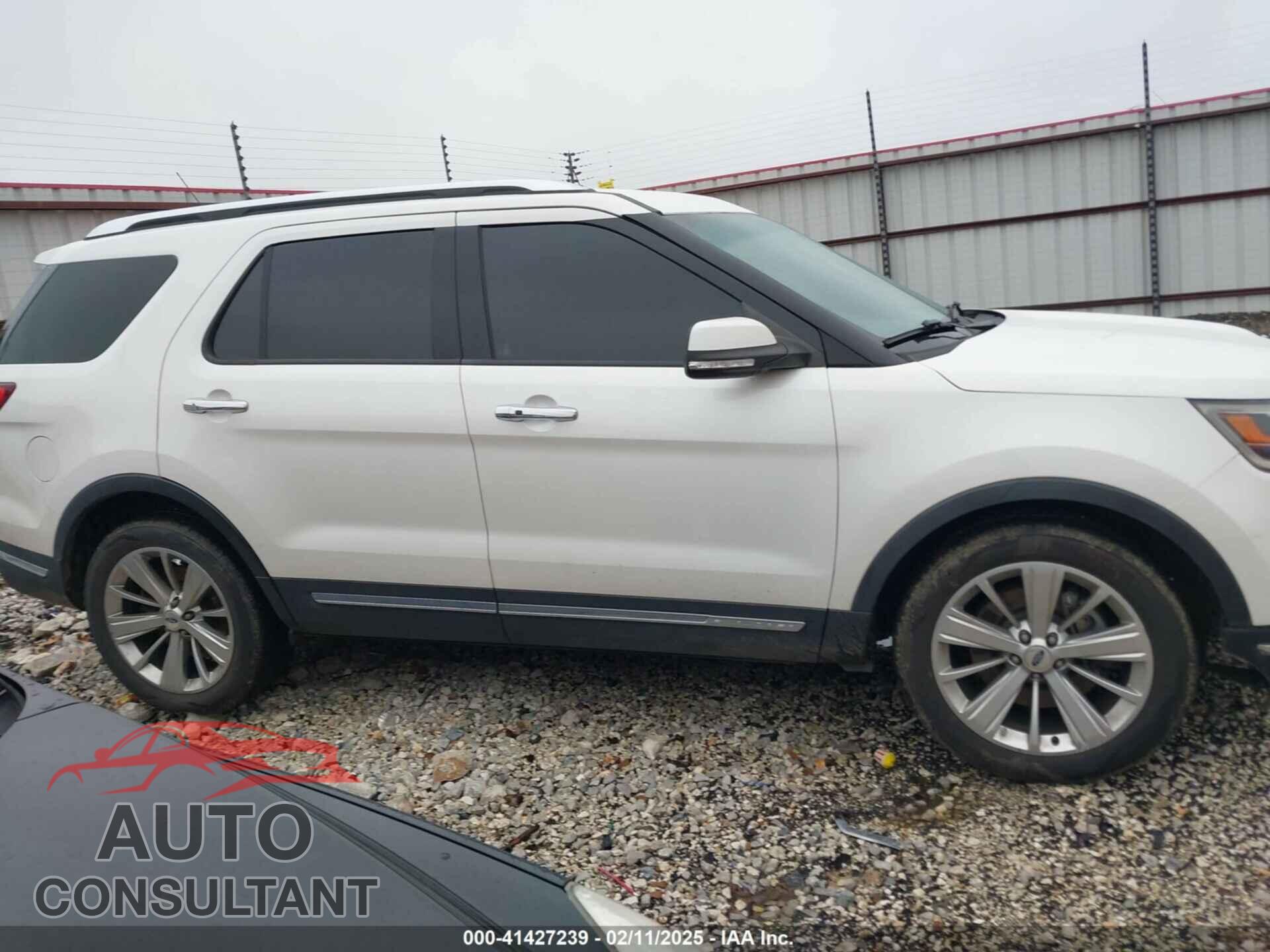 FORD EXPLORER 2018 - 1FM5K7F82JGC69918