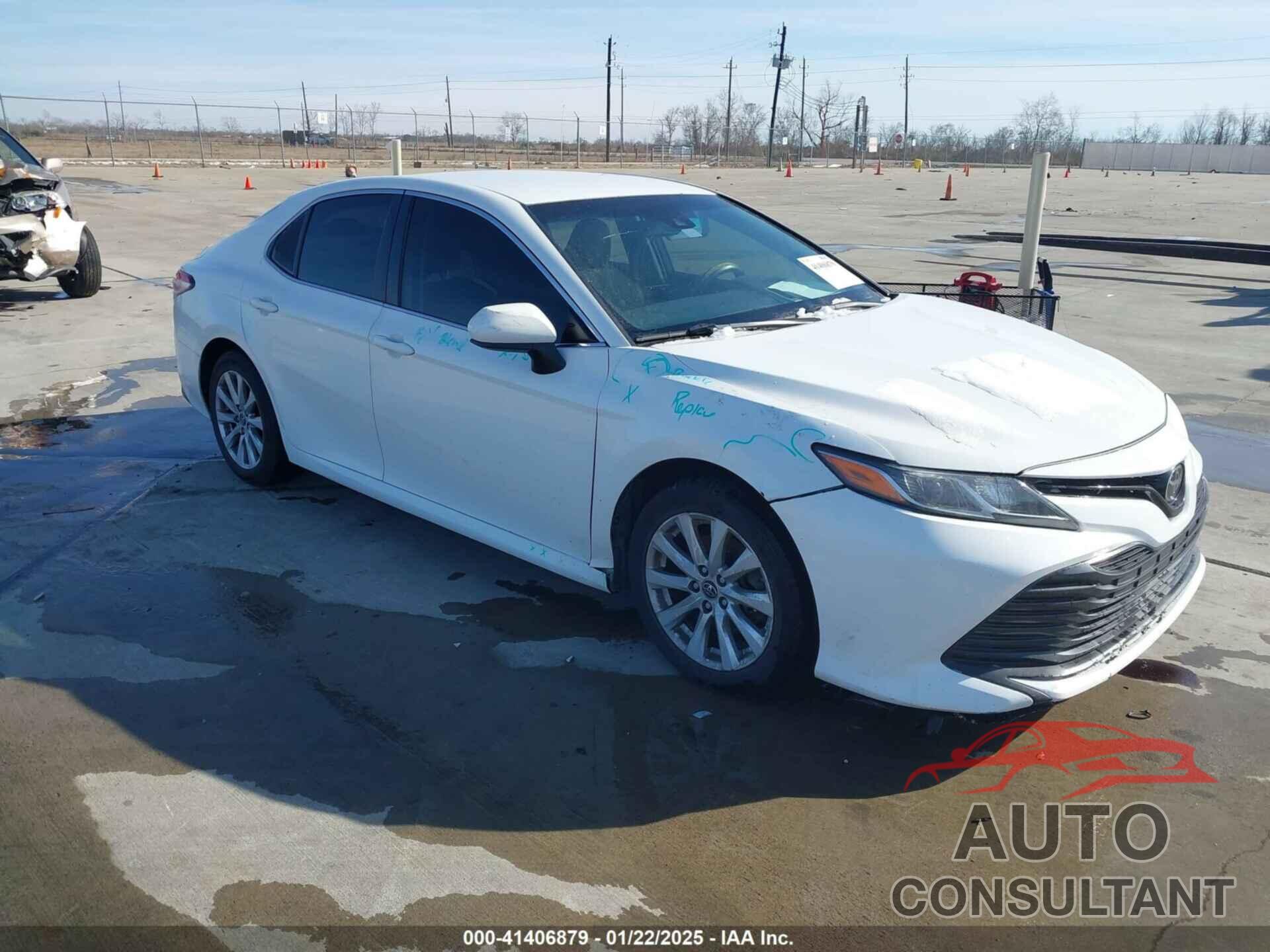 TOYOTA CAMRY 2018 - JTNB11HK0J3021170