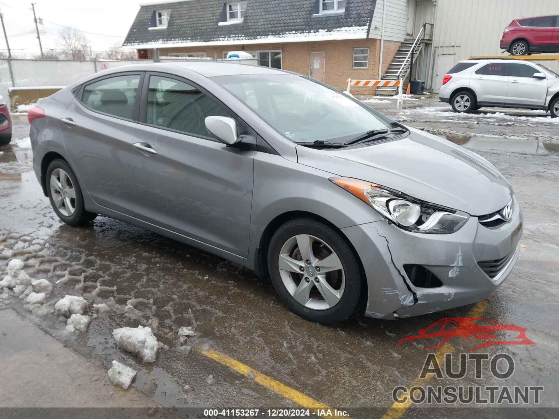 HYUNDAI ELANTRA 2012 - KMHDH4AE3CU366135