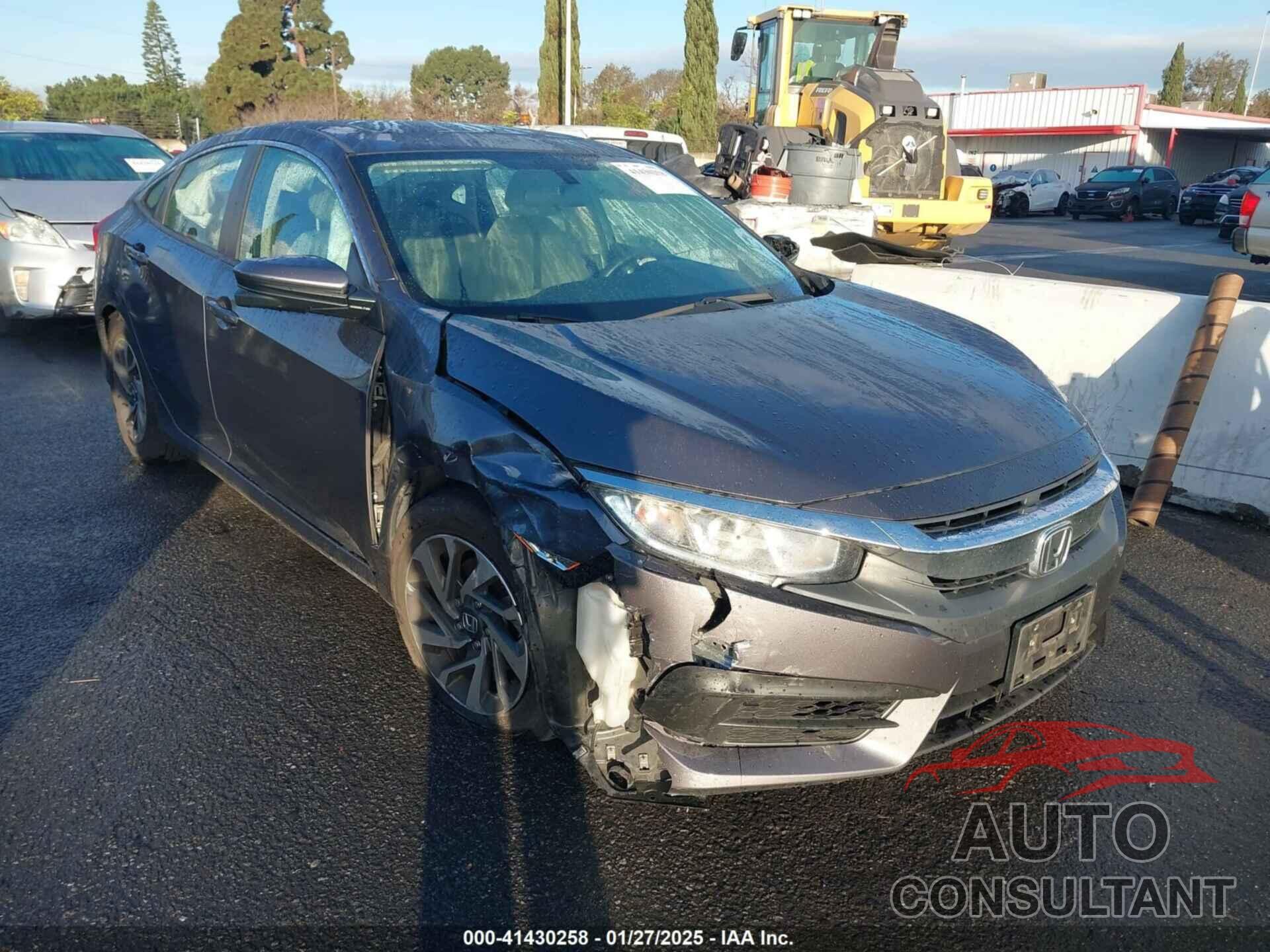 HONDA CIVIC 2017 - 2HGFC2F74HH559500