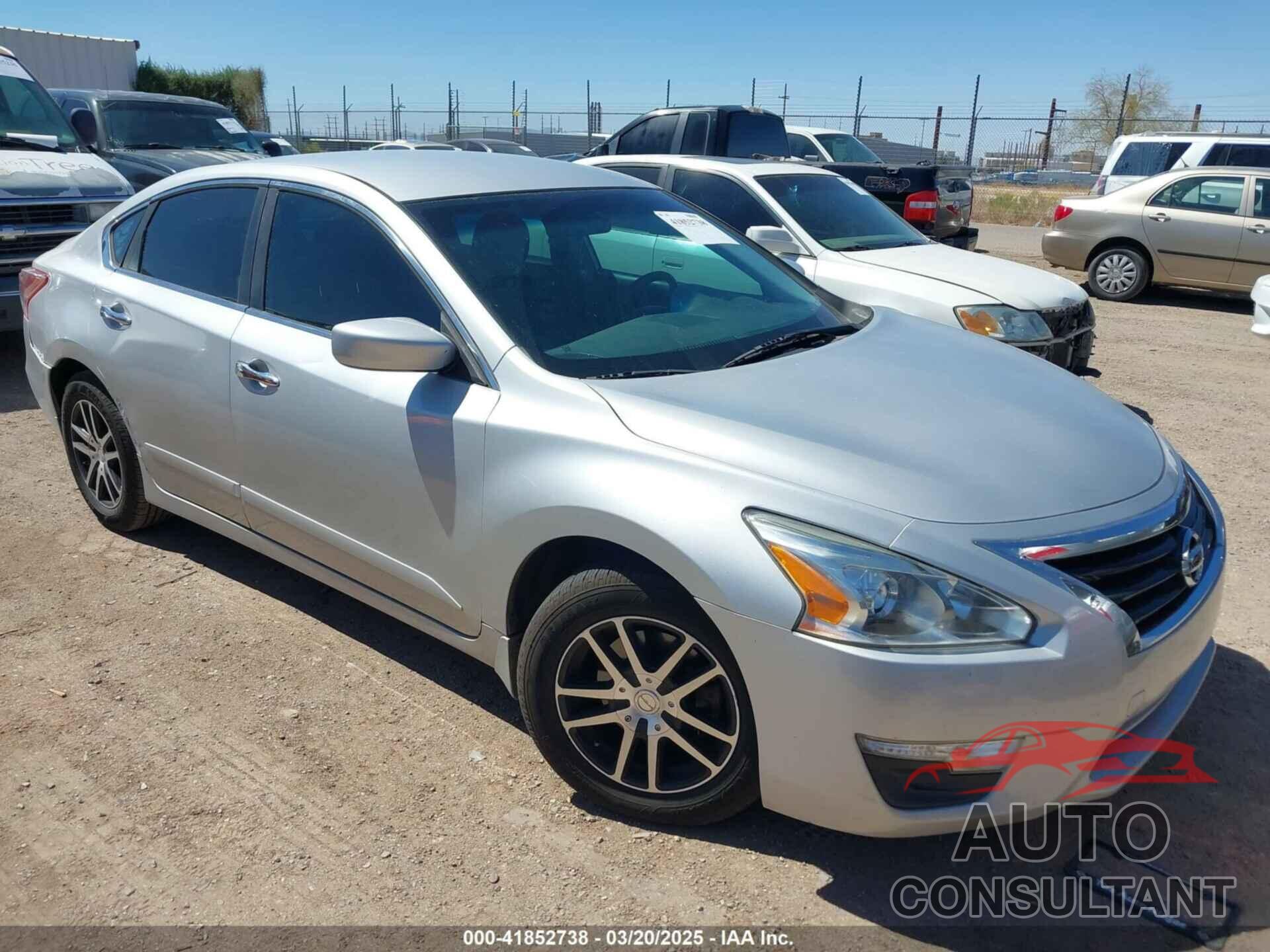 NISSAN ALTIMA 2013 - 1N4AL3AP4DN585964