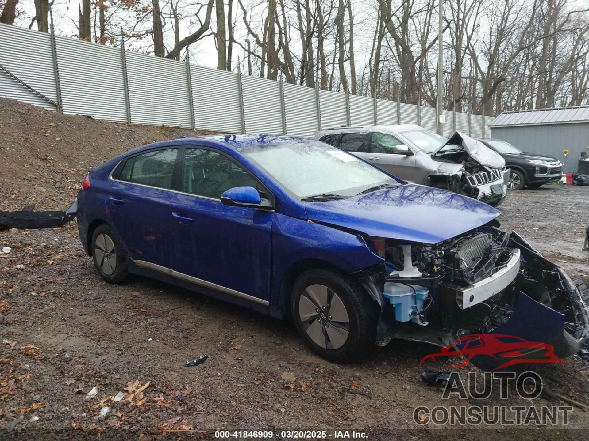 HYUNDAI IONIQ HYBRID 2022 - KMHC75LC3NU269519